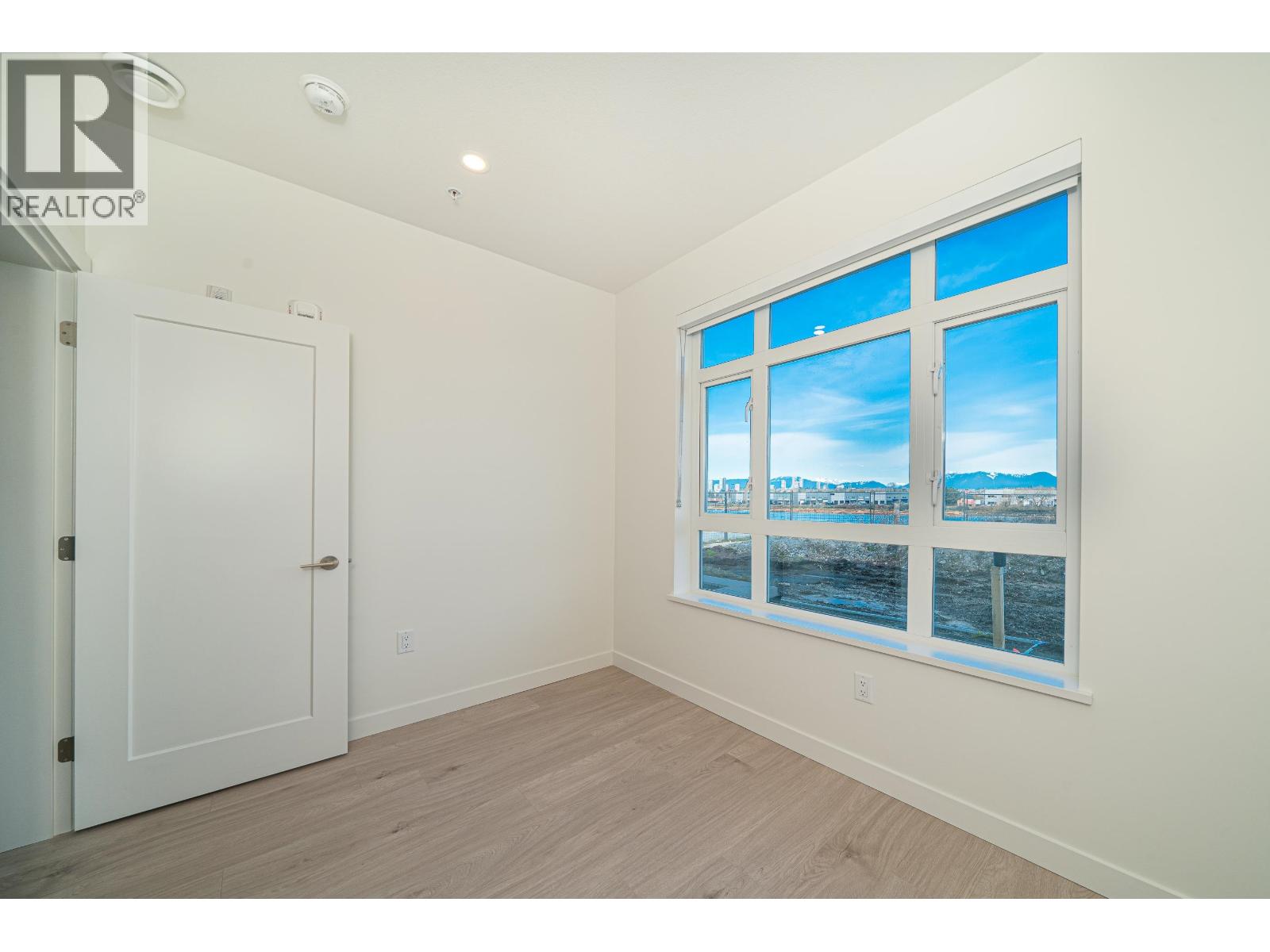 37 10333 River Drive Property Photo 27