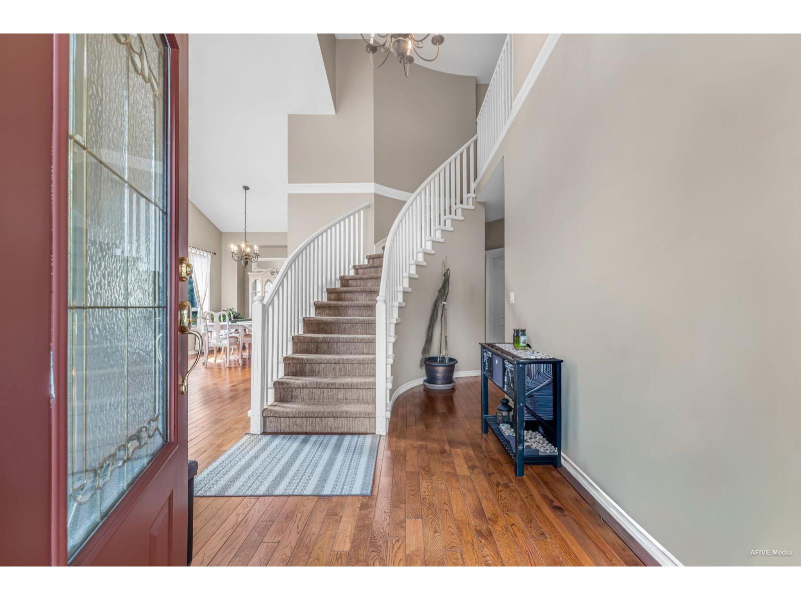 5737 169a Street Property Photo 4