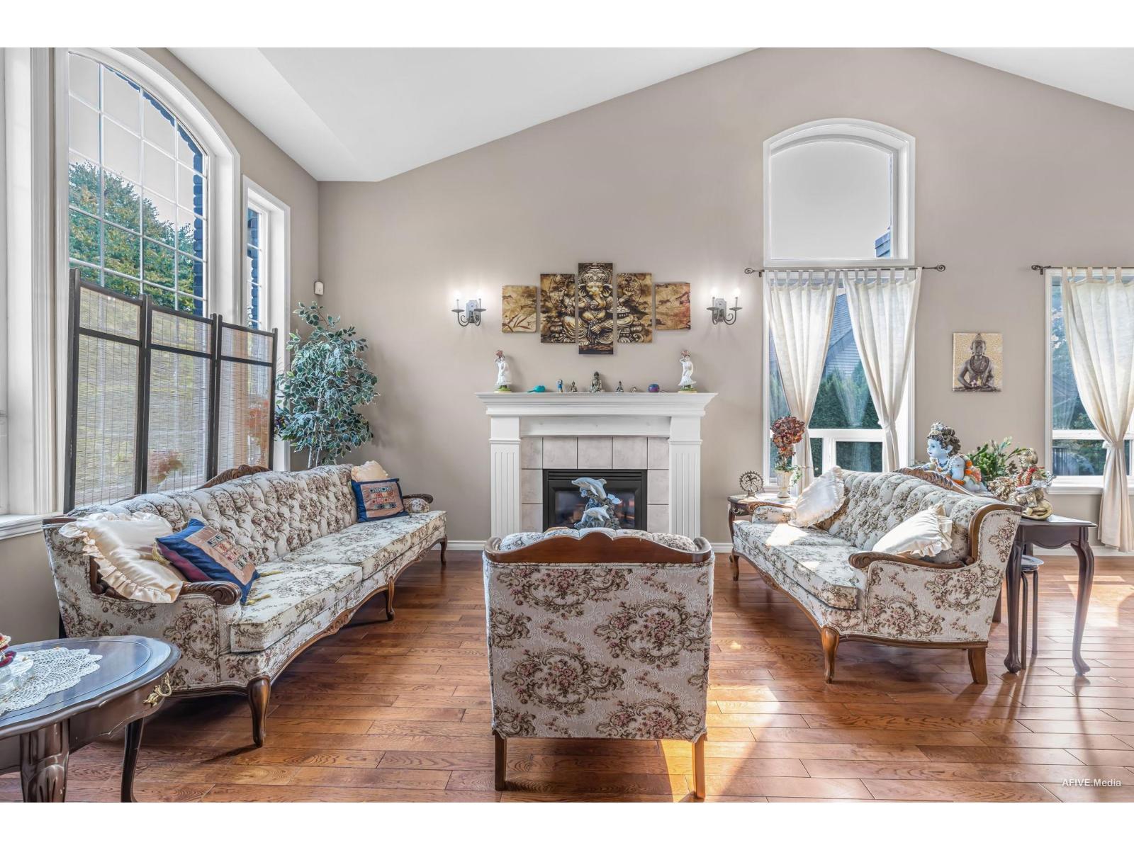 5737 169a Street Property Photo 5