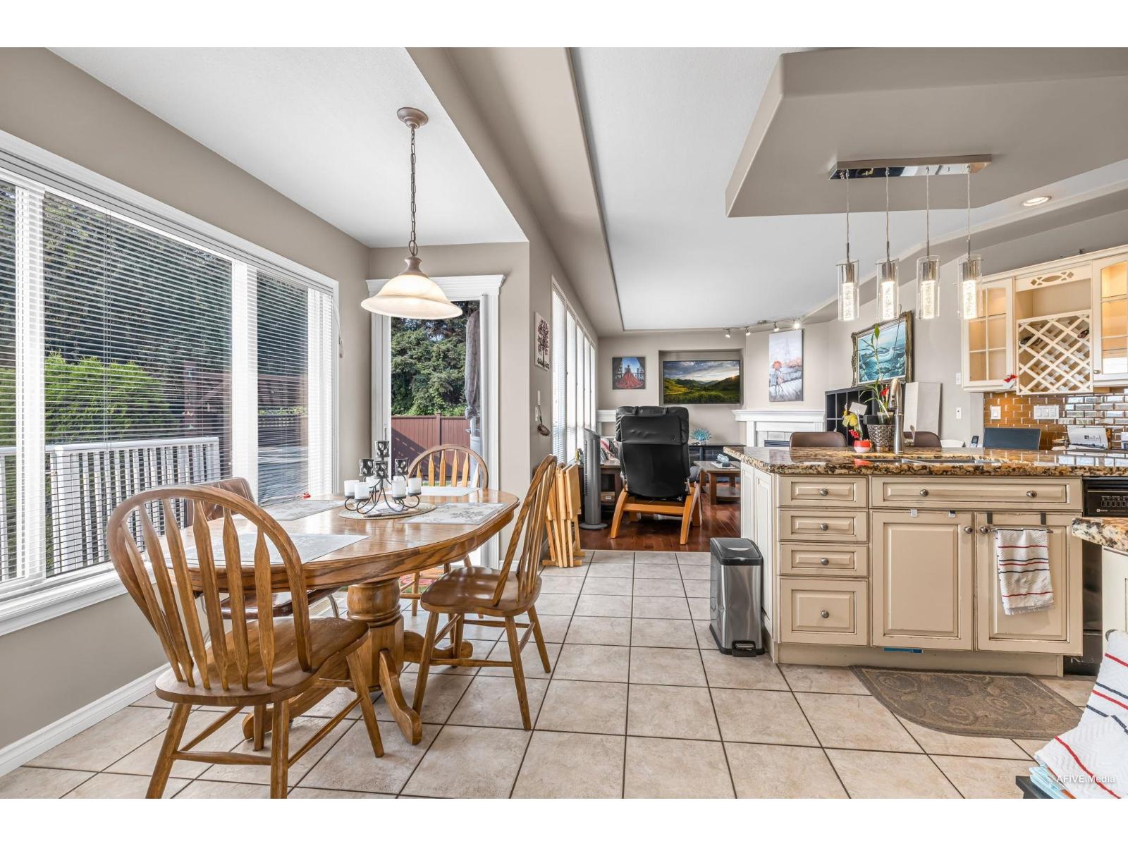 5737 169a Street Property Photo 11