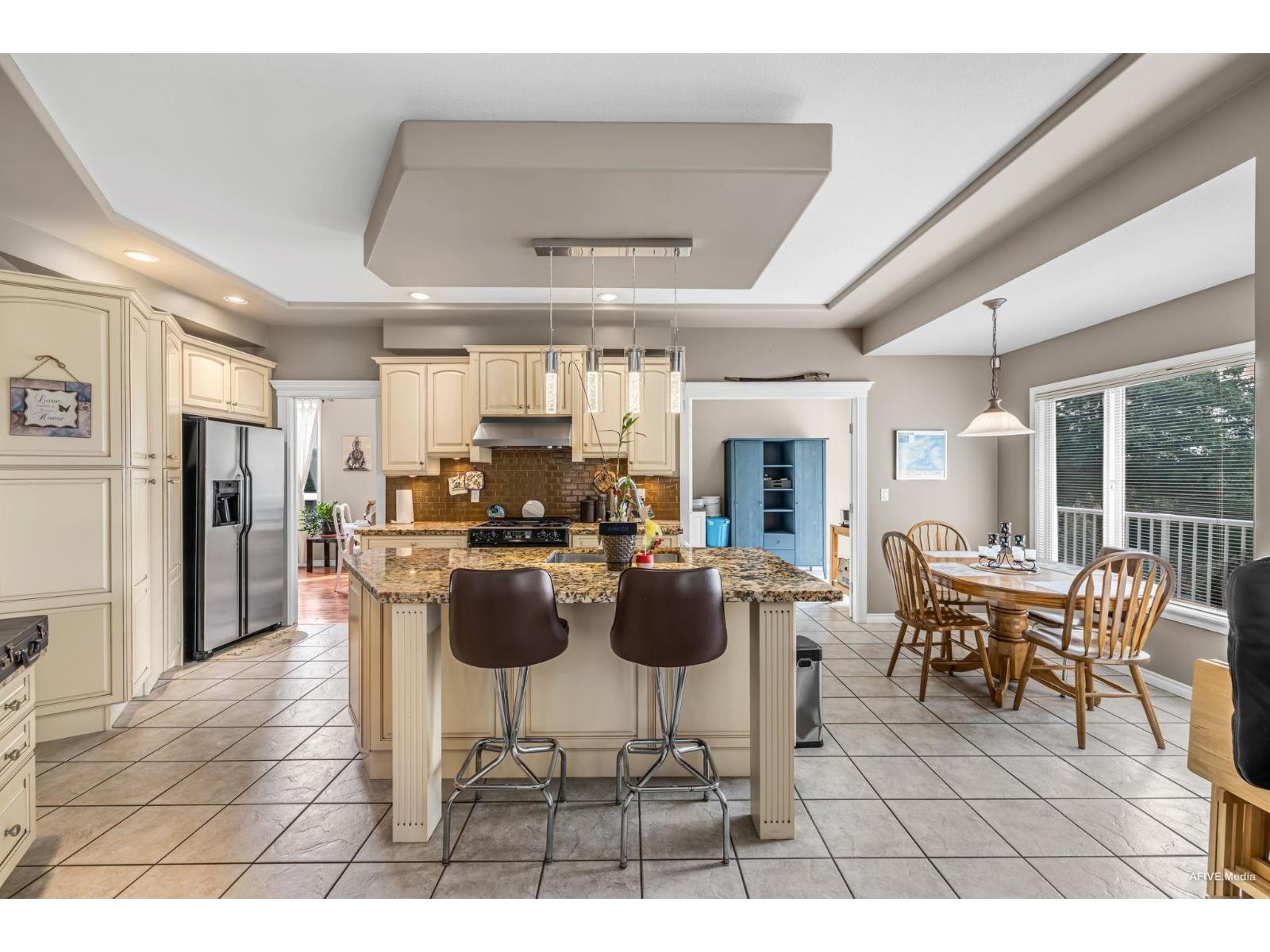 5737 169a Street Property Photo 14