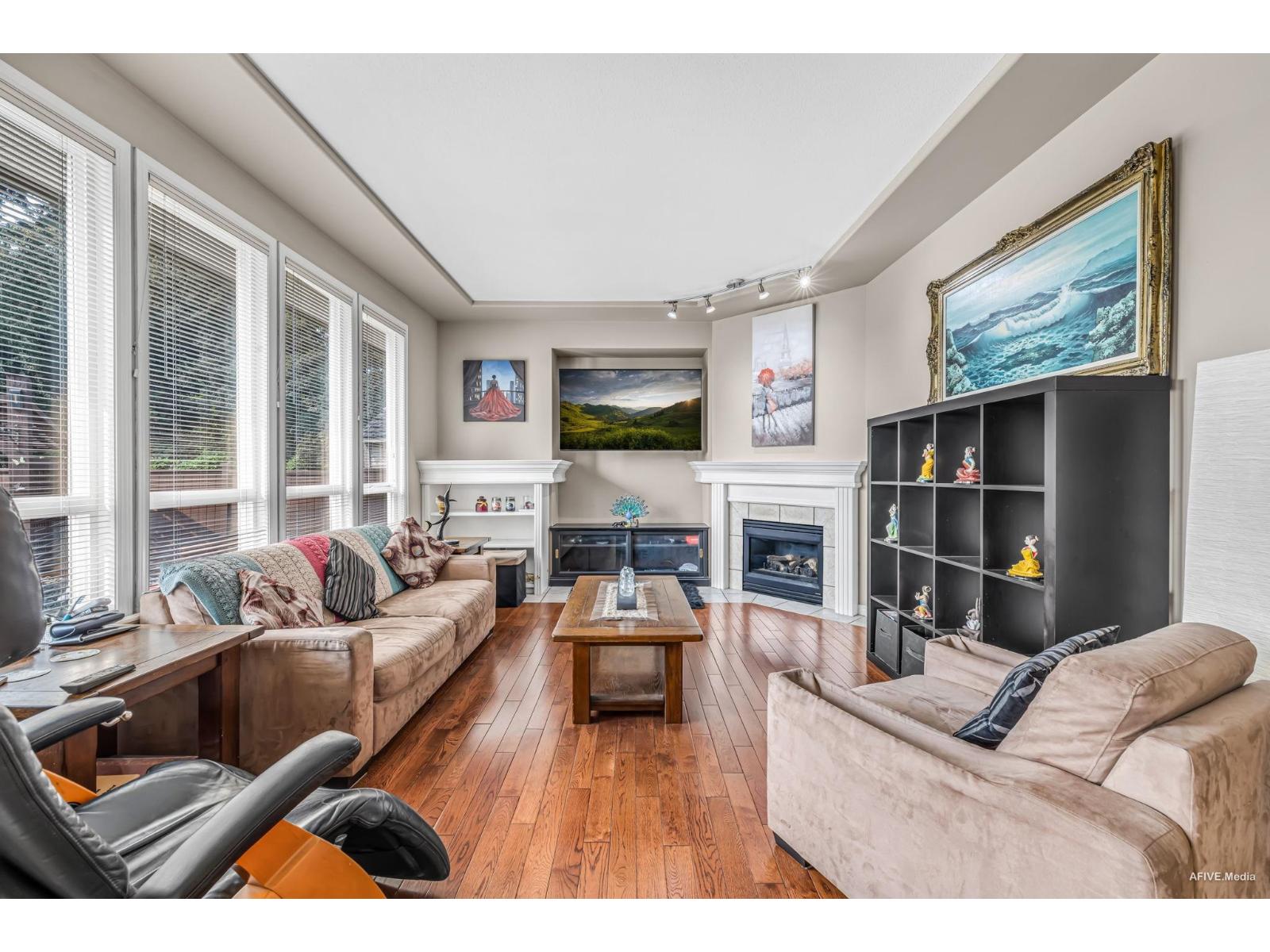 5737 169a Street Property Photo 16