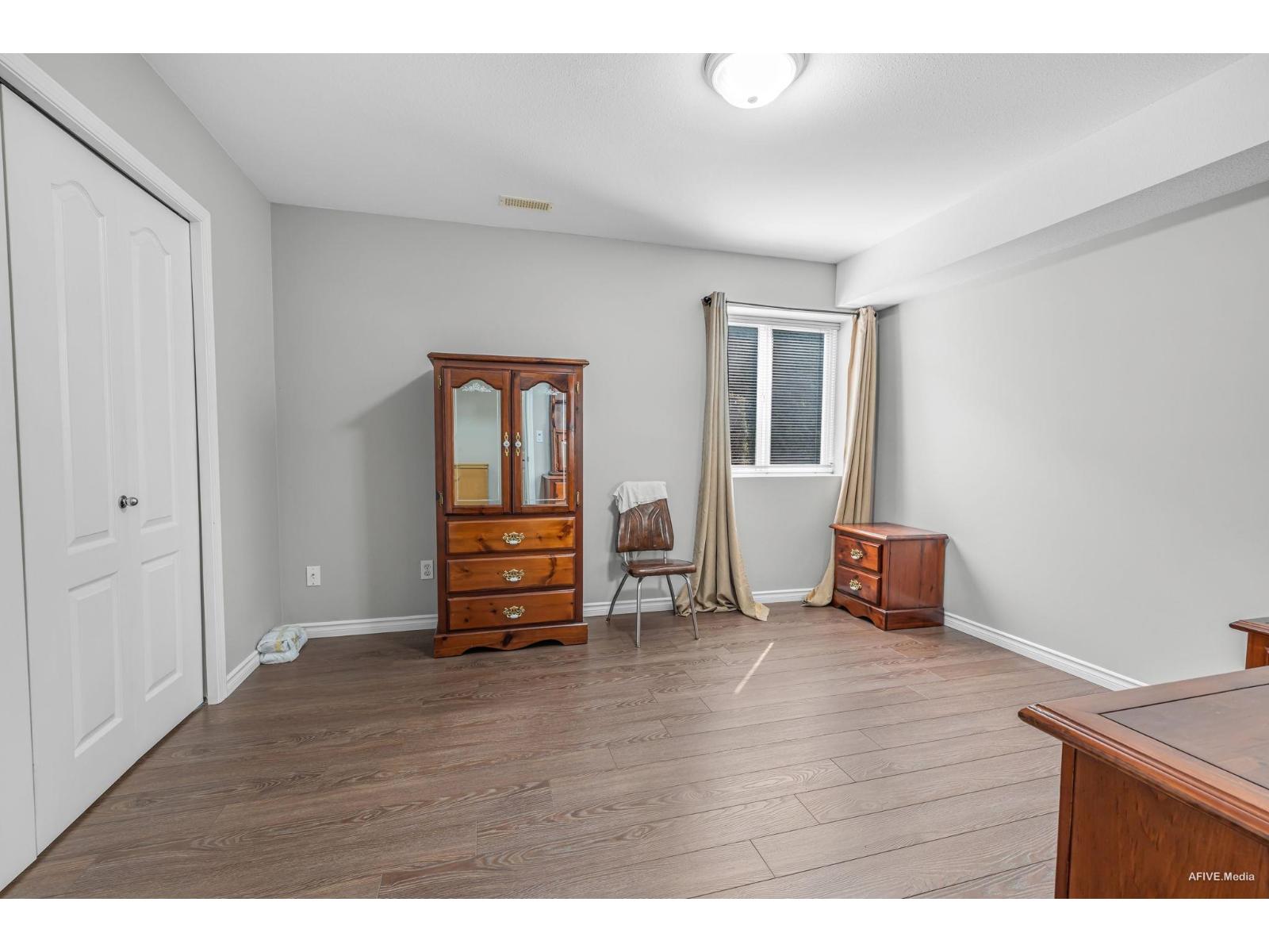 5737 169a Street Property Photo 27