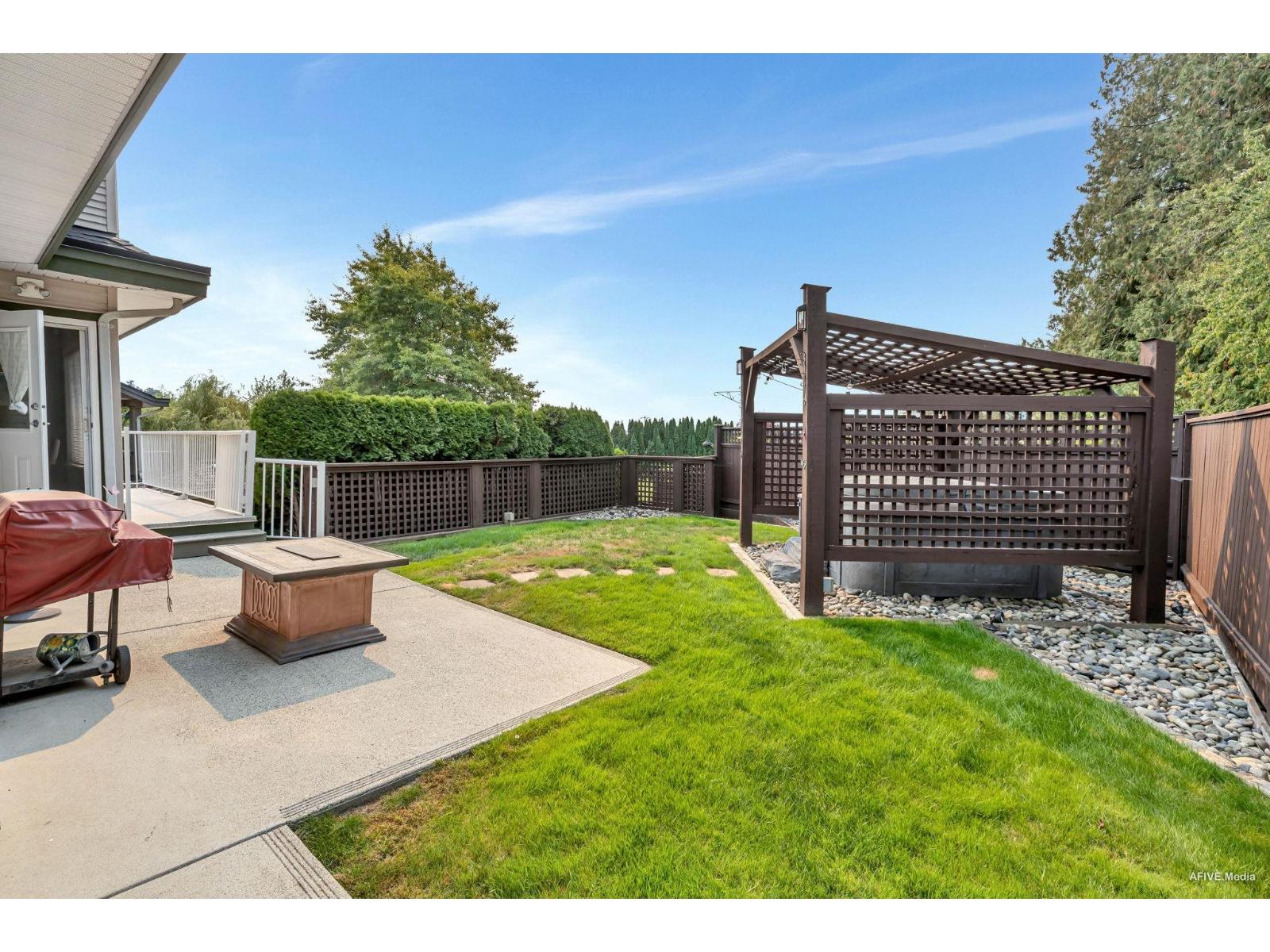 5737 169a Street Property Photo 39