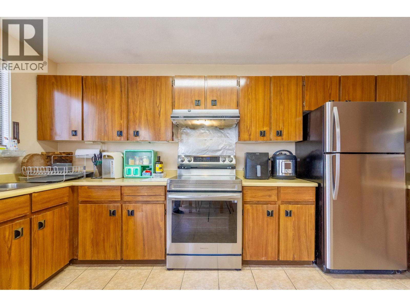 4645 Charlotte Court Property Photo 10