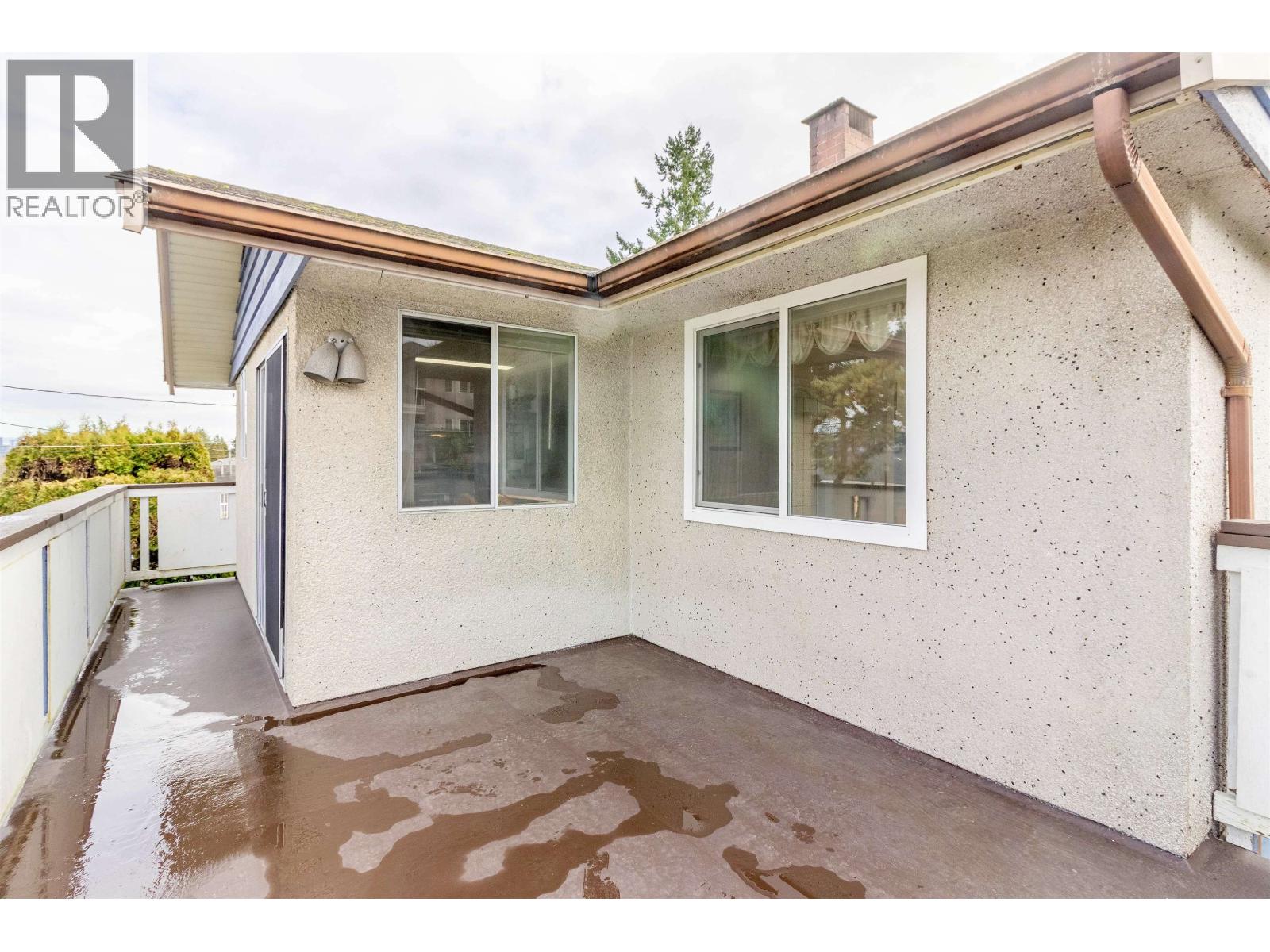 4645 Charlotte Court Property Photo 13