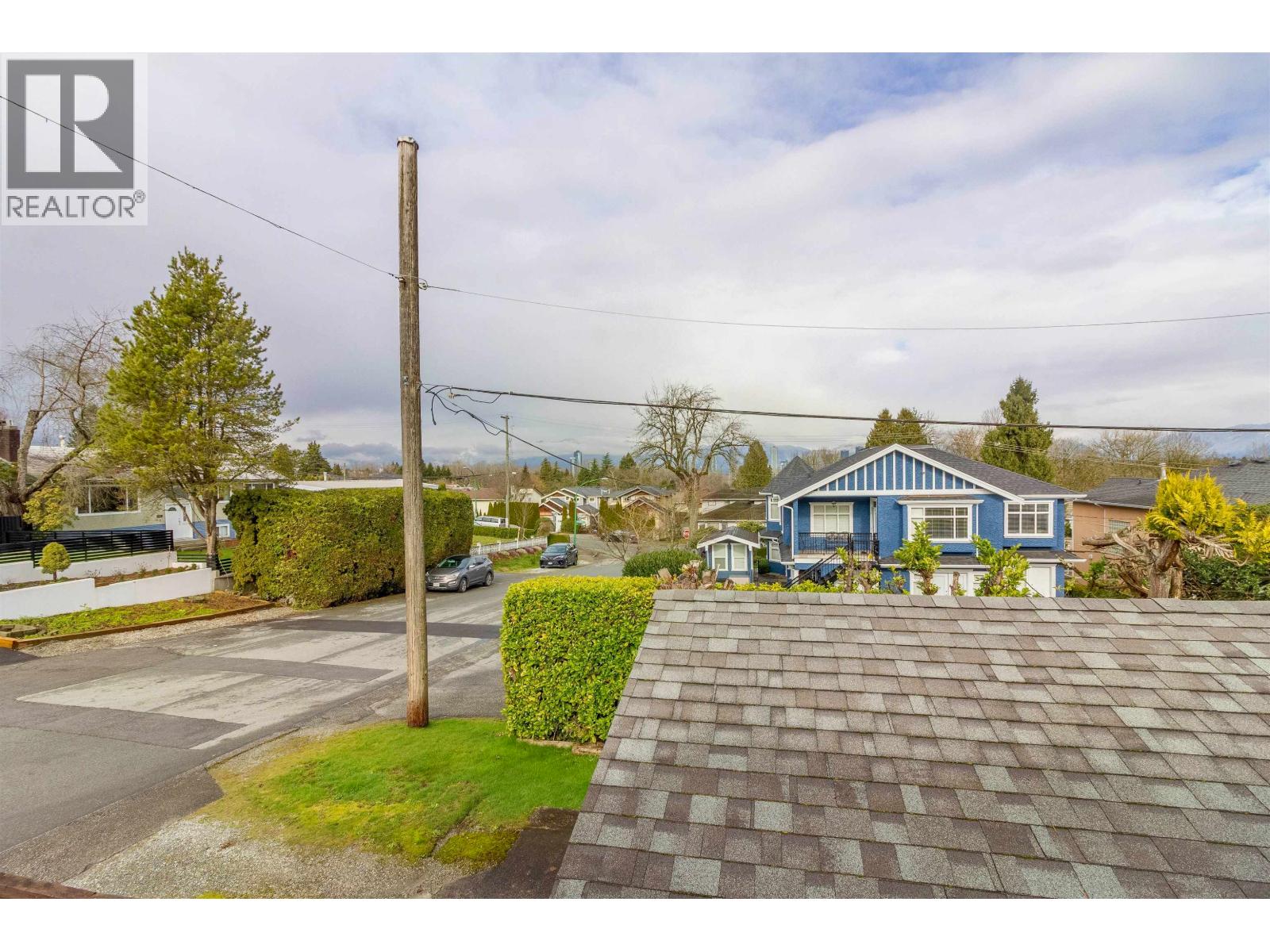 4645 Charlotte Court Property Photo 14