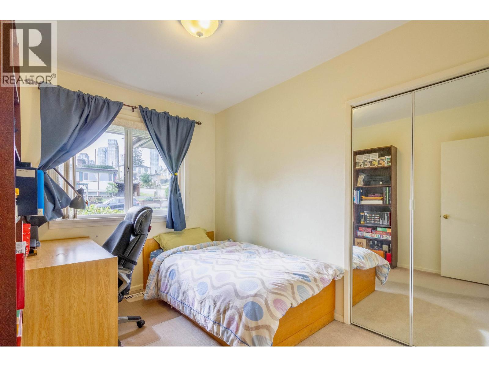 4645 Charlotte Court Property Photo 18