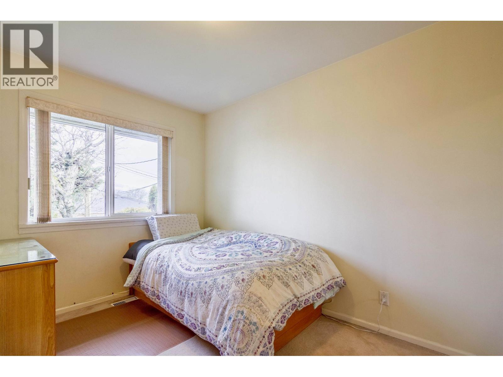 4645 Charlotte Court Property Photo 19