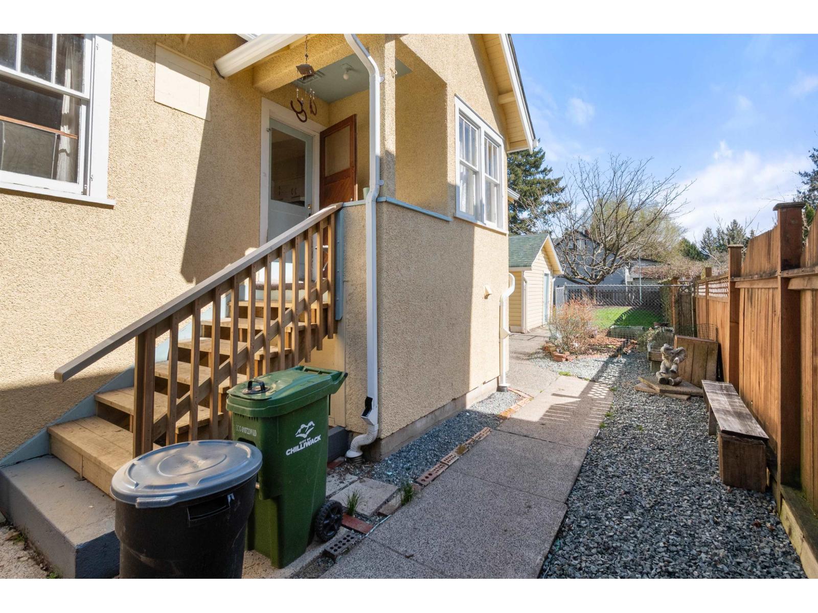 46212 Gore Avenue Property Photo 25