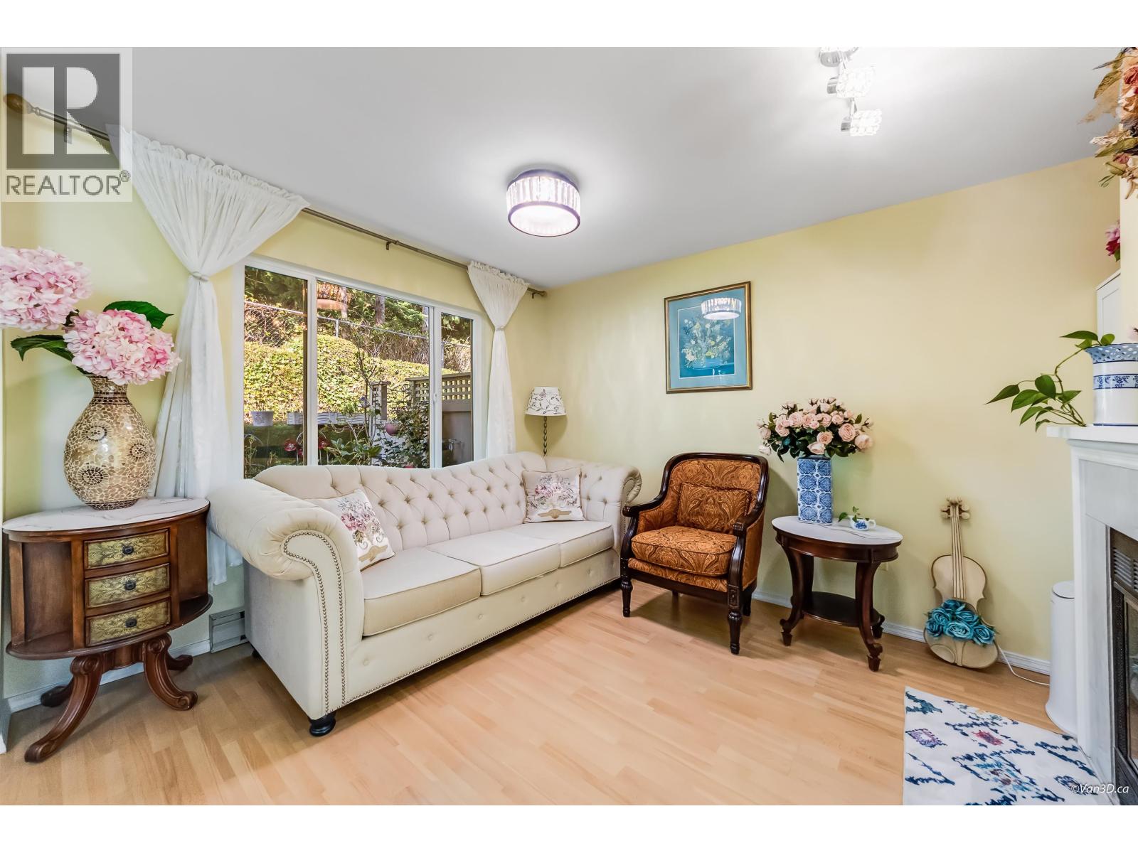 22 2736 Atlin Place Property Photo 4