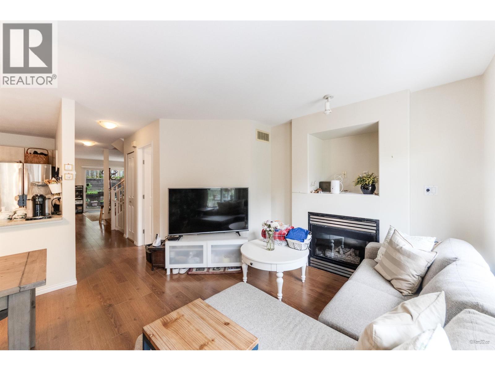 15 8701 16th Avenue Property Photo 5