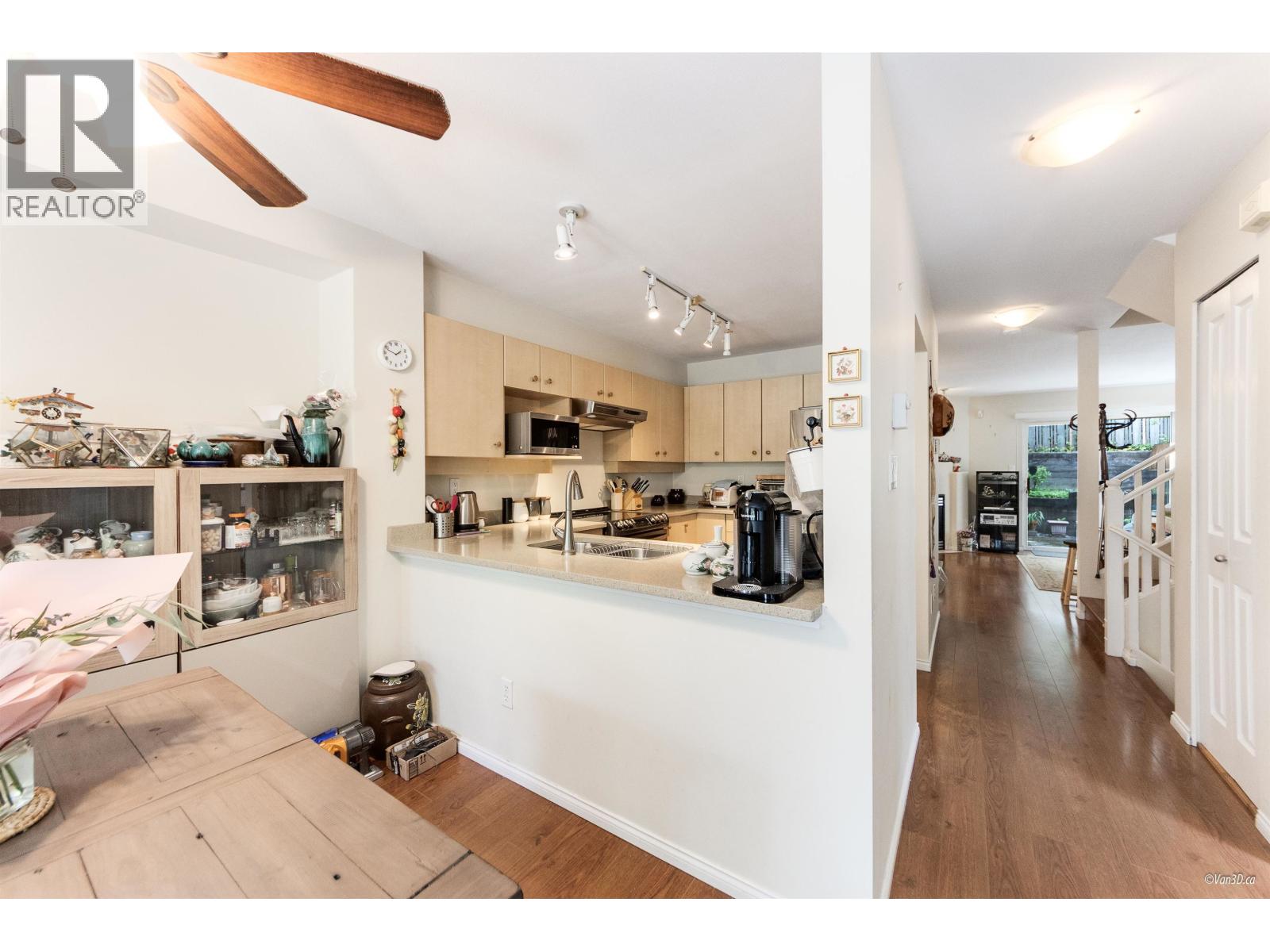 15 8701 16th Avenue Property Photo 6