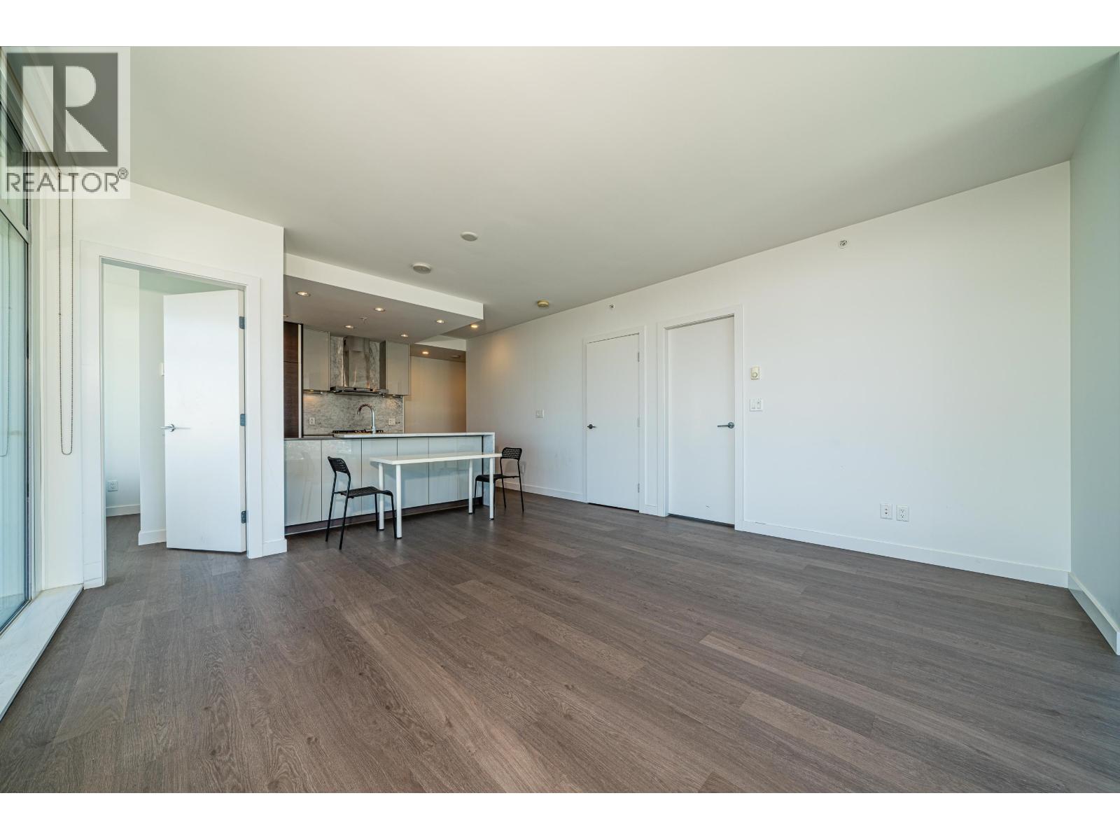4010 4670 Assembly Way Property Photo 6