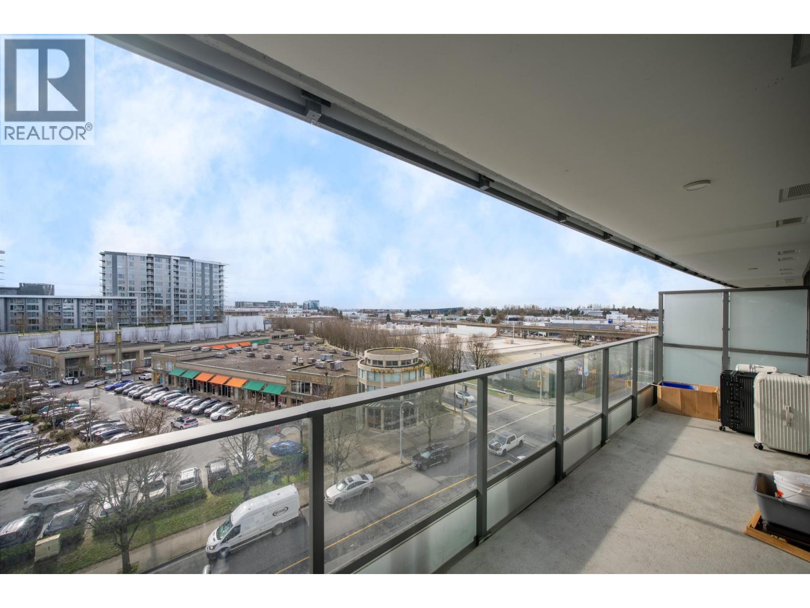 605 8555 Capstan Way Property Photo 13
