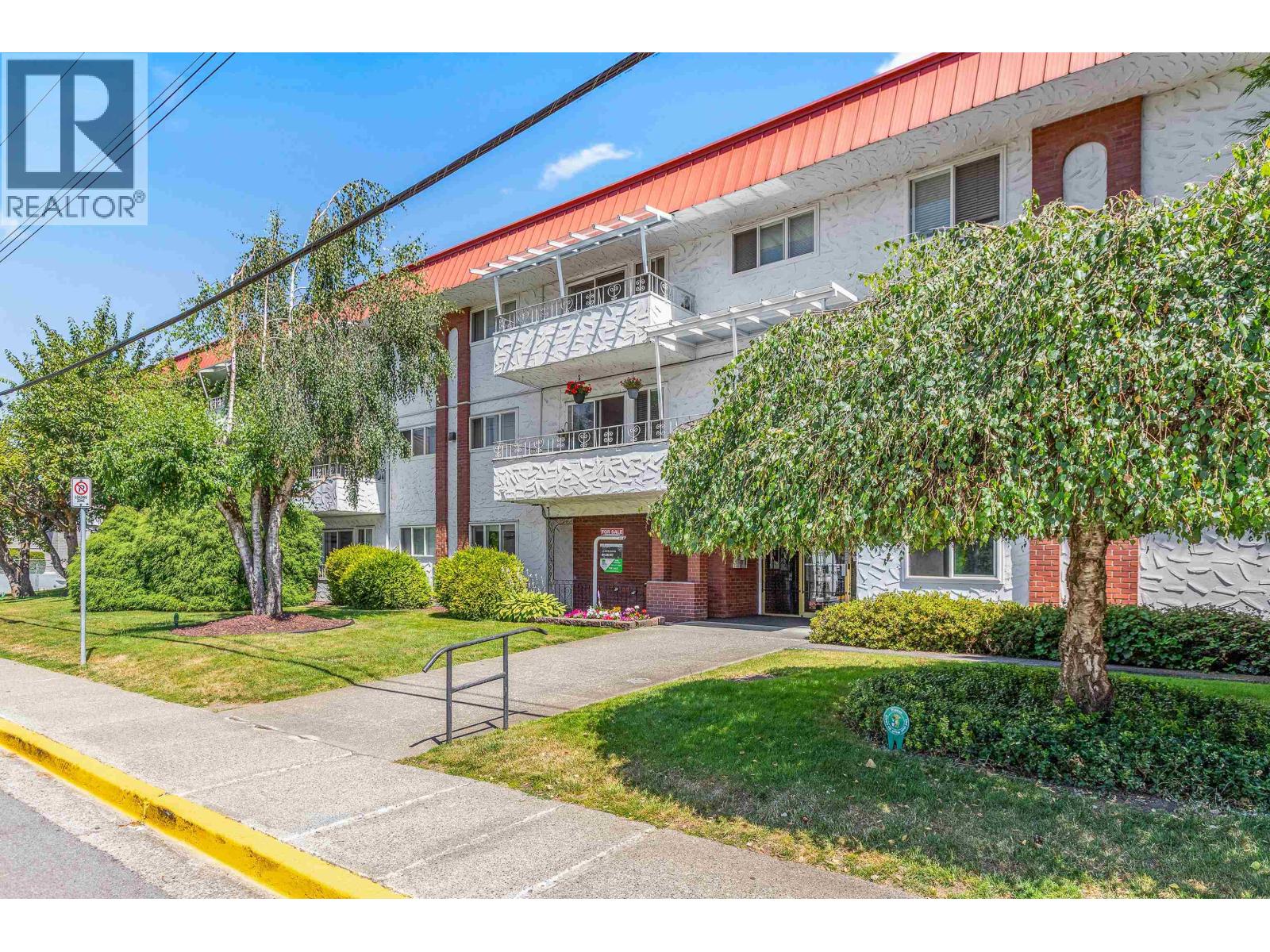 107 12096 222 Street Property Photo 2