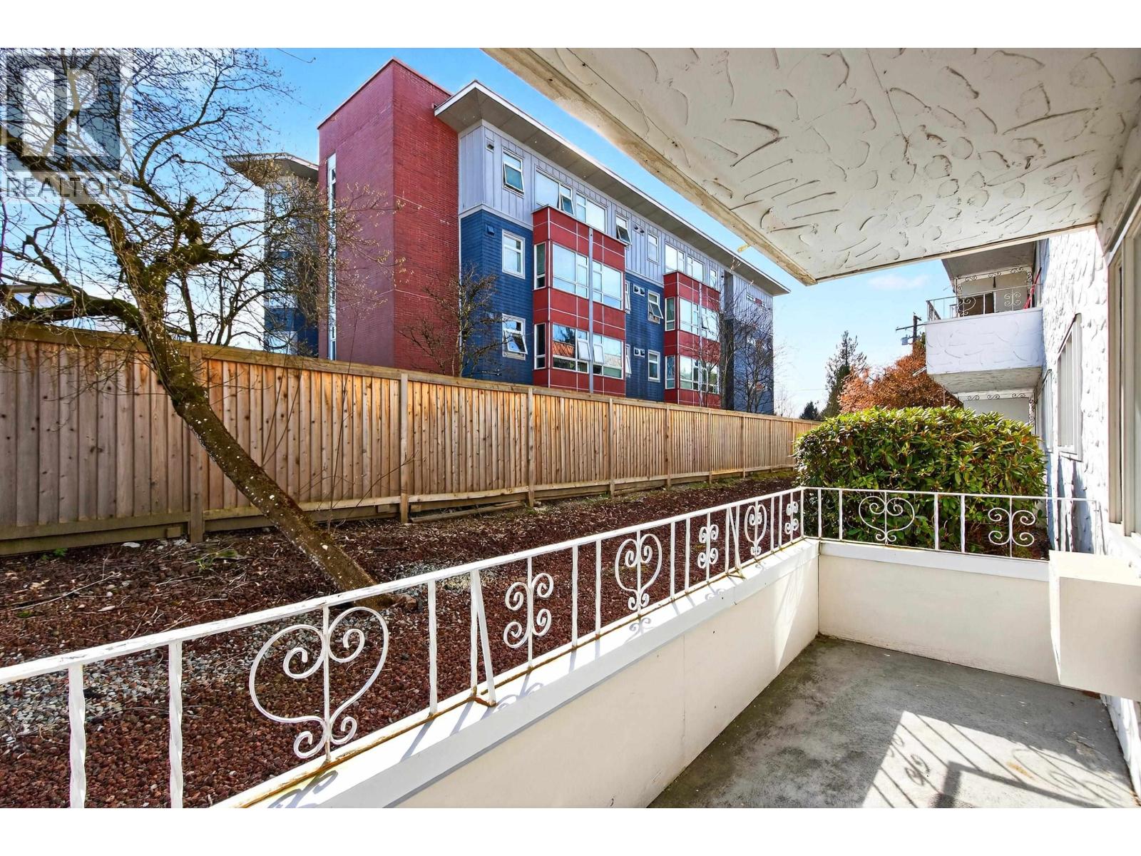 107 12096 222 Street Property Photo 16