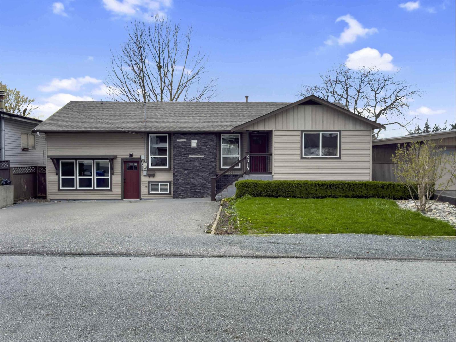 2319 HEMLOCK STREET