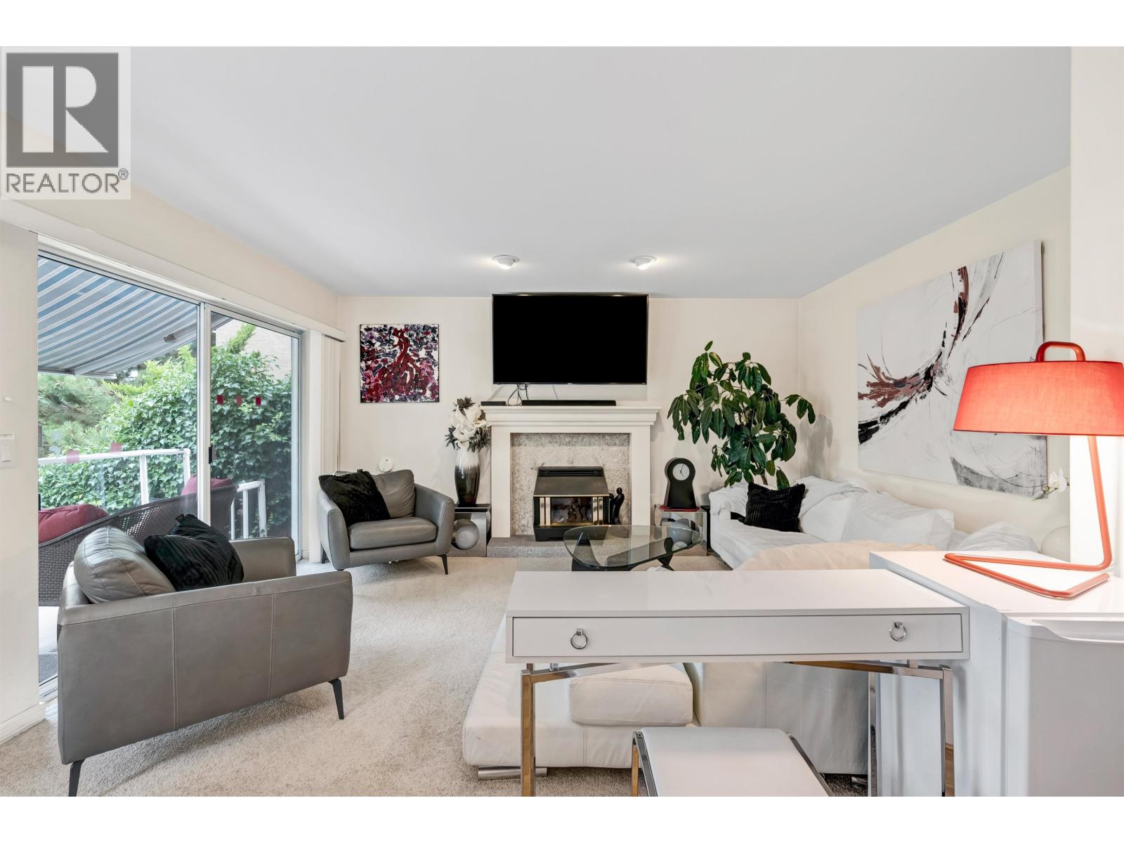 1641 53a Street Property Photo 11
