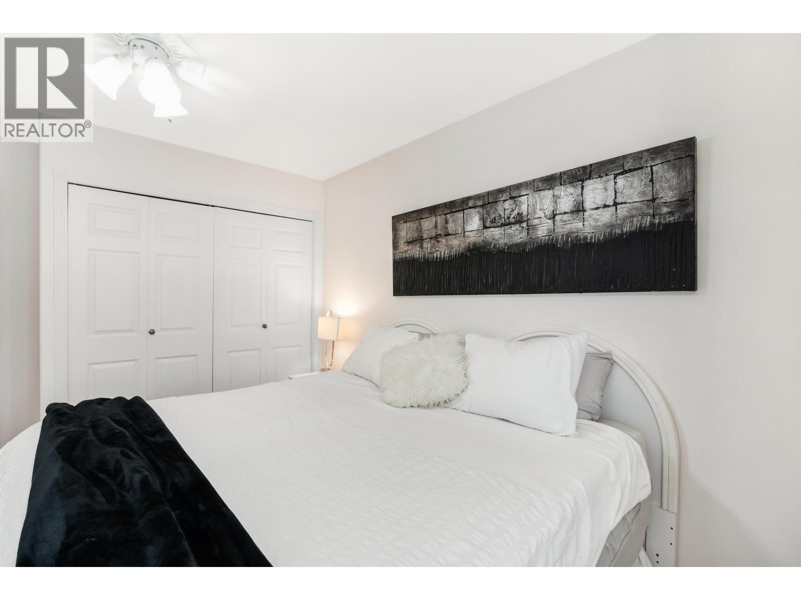 1641 53a Street Property Photo 22
