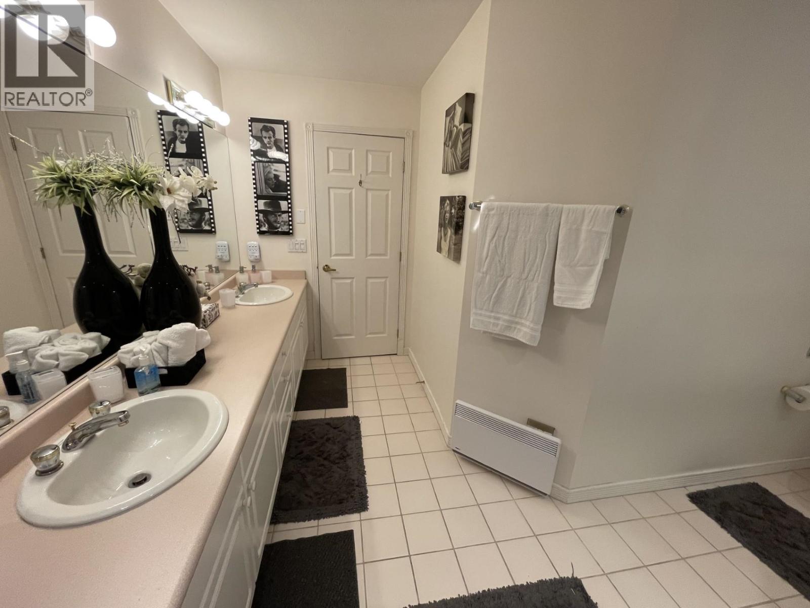 1641 53a Street Property Photo 33