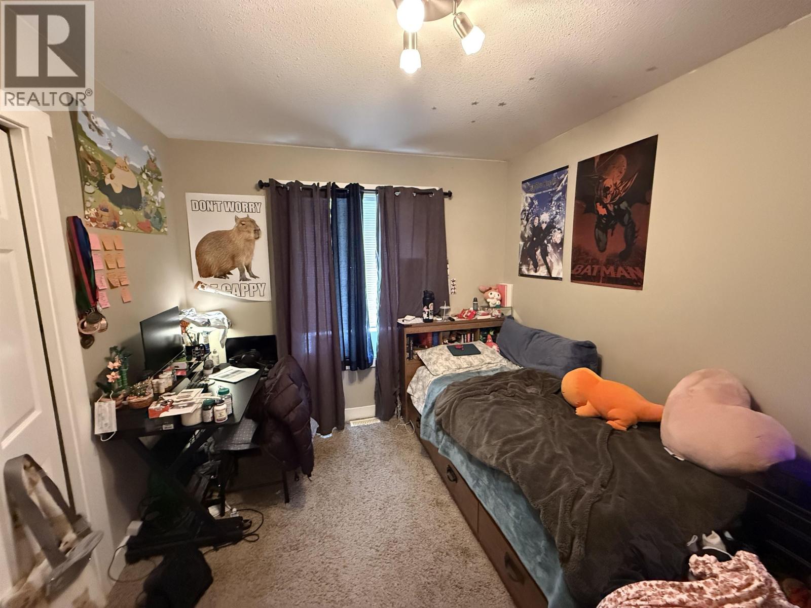 10507 109 Street Property Photo 6