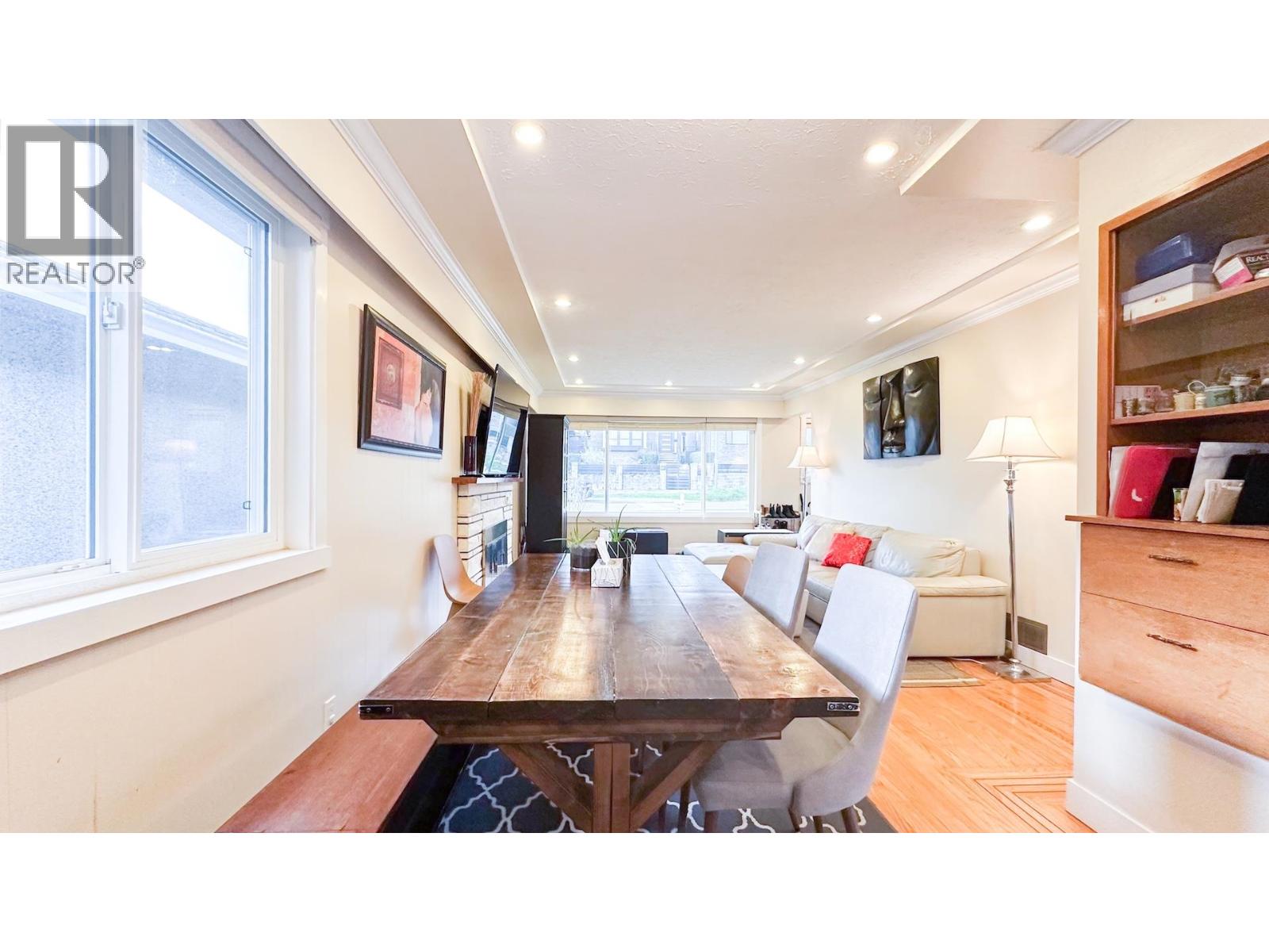56 Warwick Avenue Property Photo 8