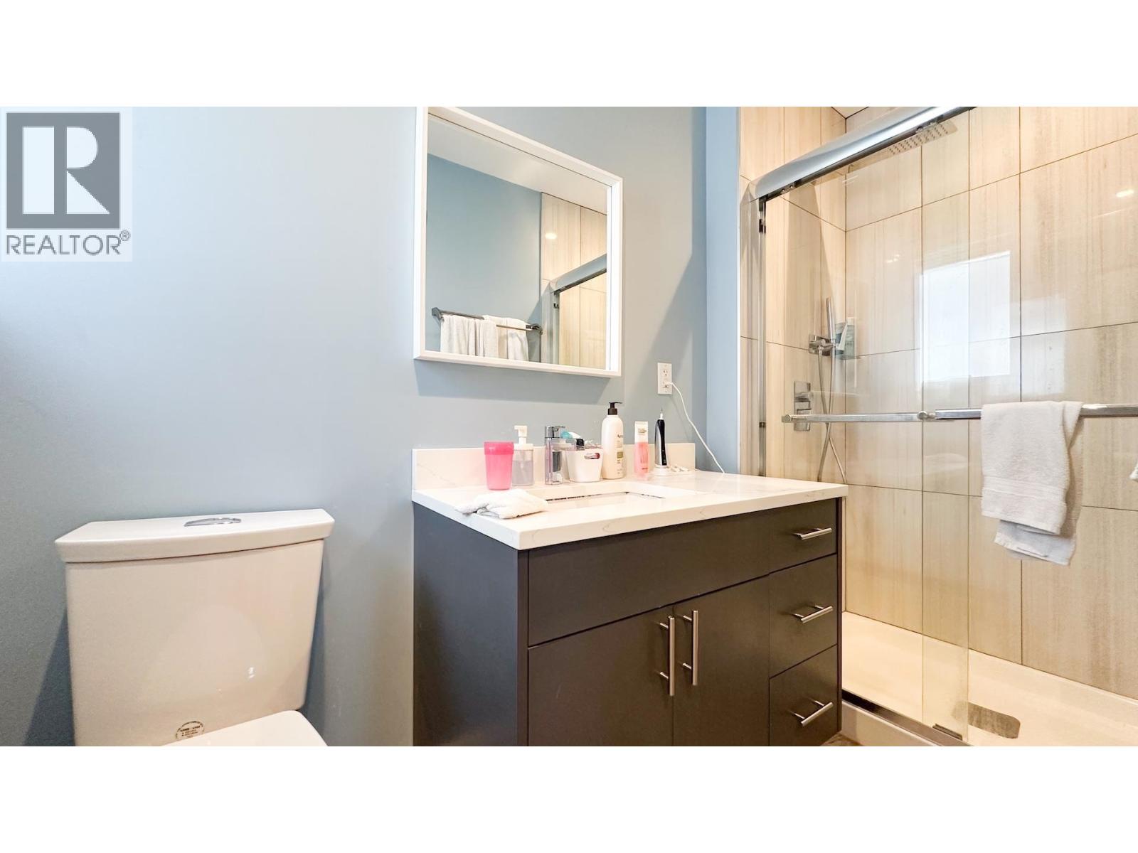 56 Warwick Avenue Property Photo 15