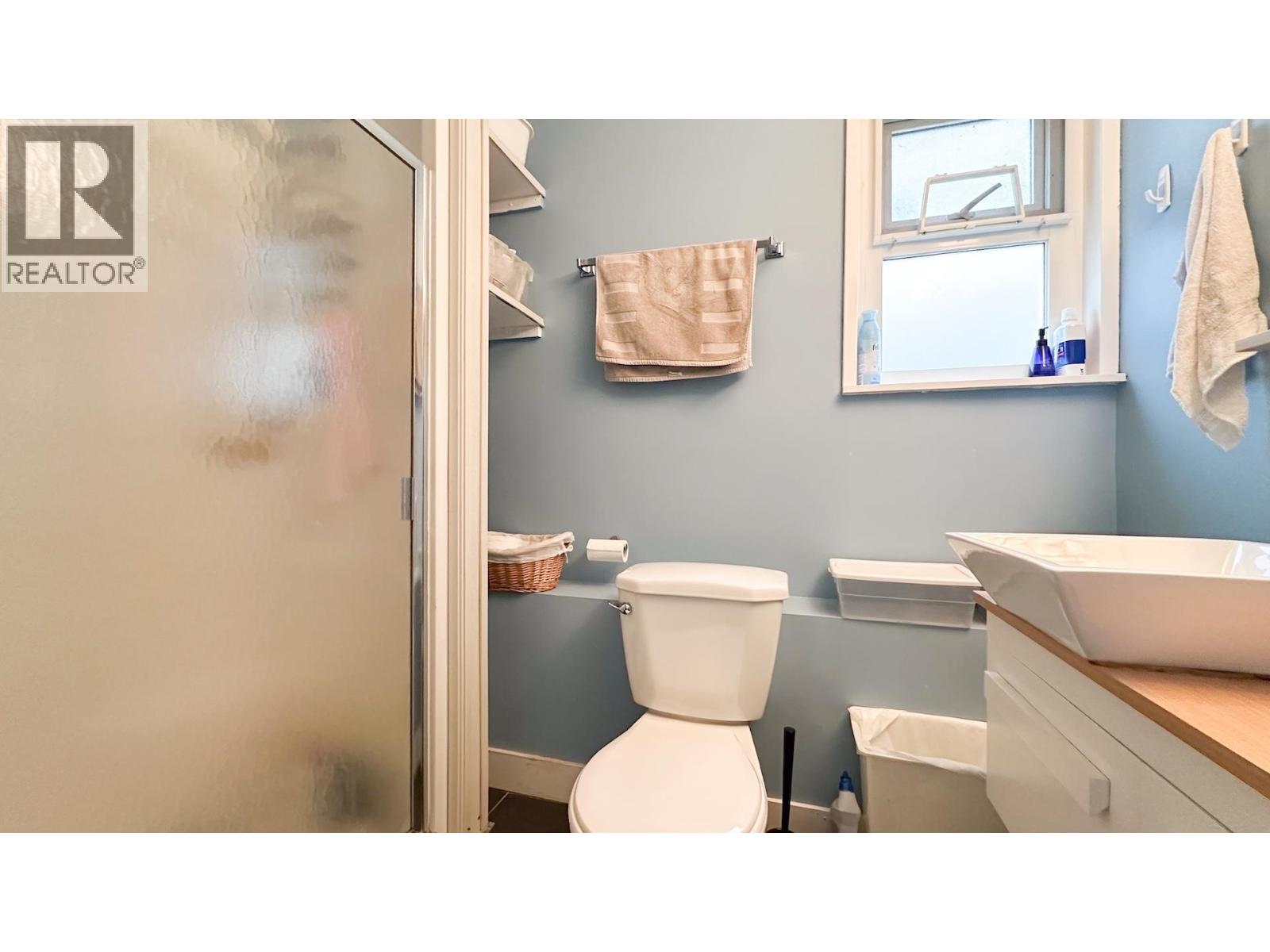 56 Warwick Avenue Property Photo 26
