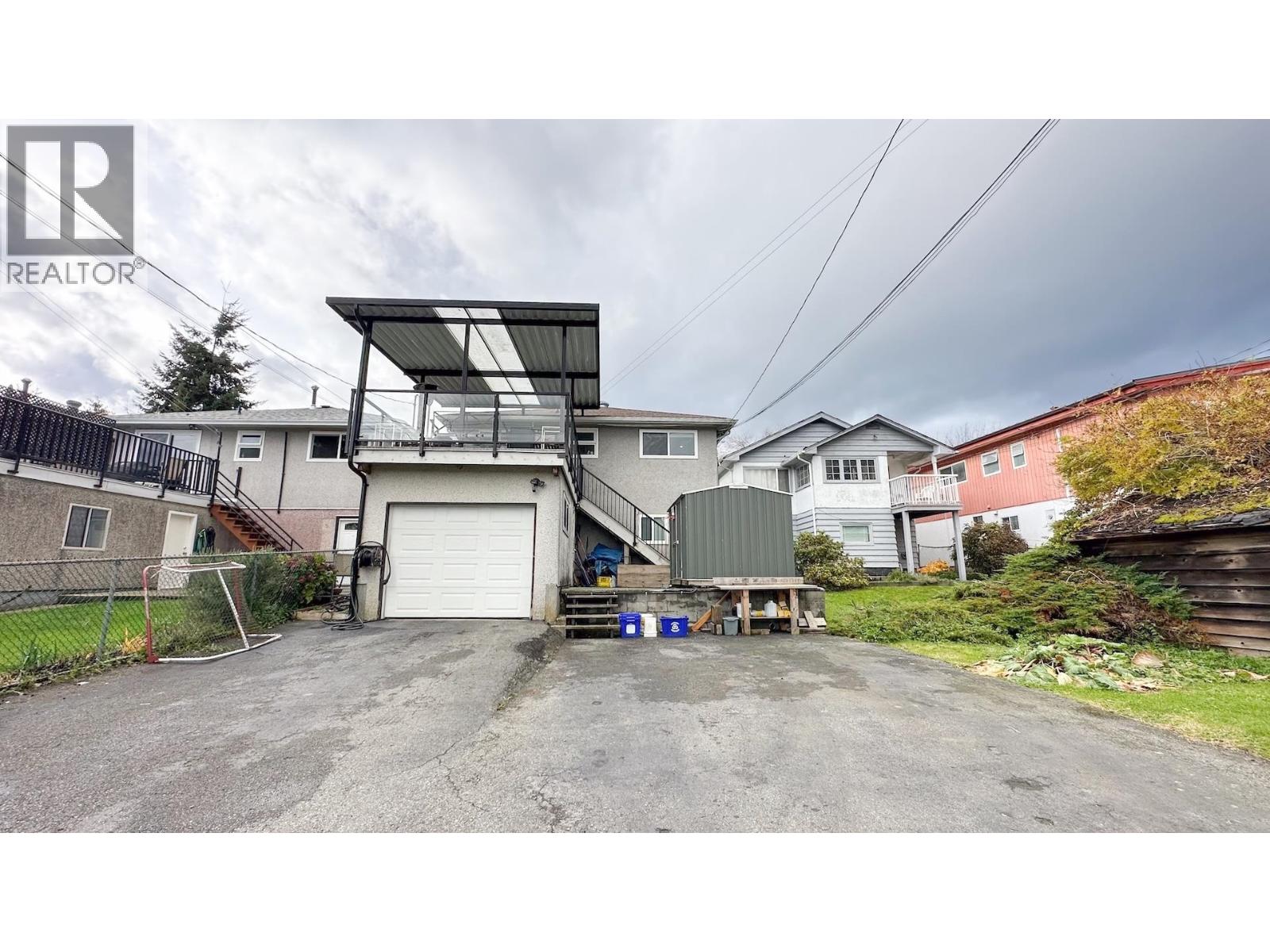 56 Warwick Avenue Property Photo 32