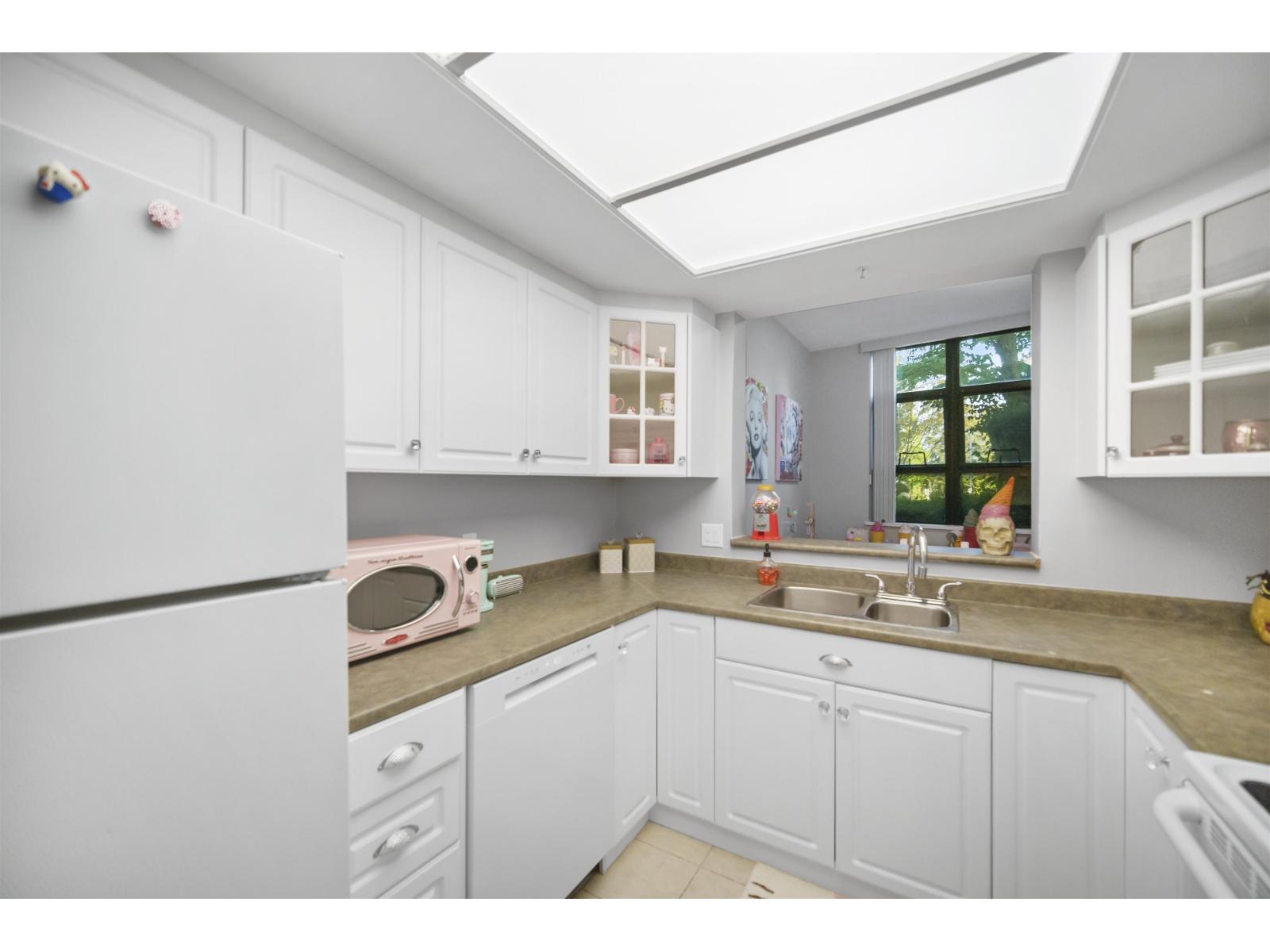 101 10899 University Drive Property Photo 10