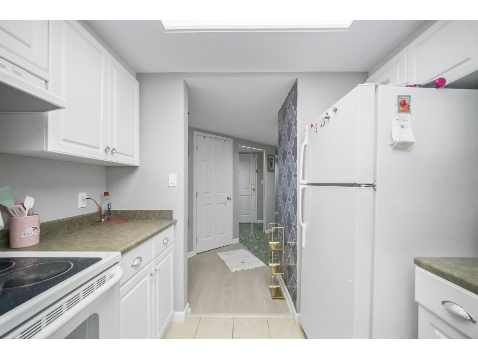 101 10899 University Drive Property Photo 11