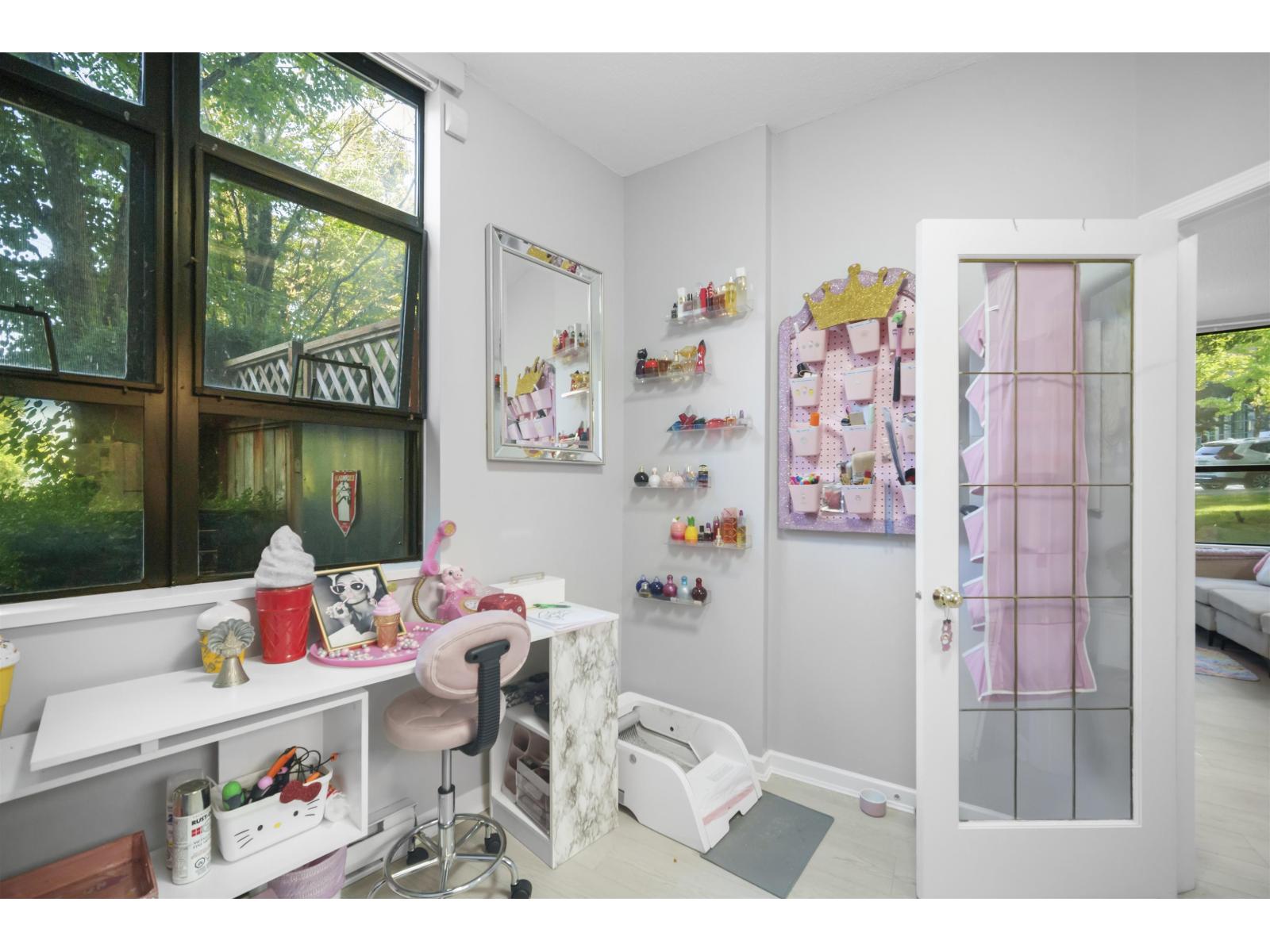 101 10899 University Drive Property Photo 17