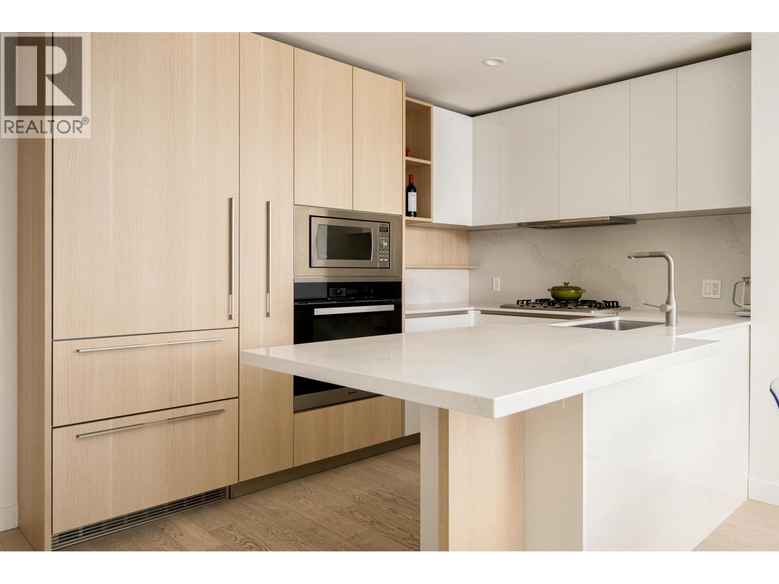 406 6833 Pearson Way Property Photo 1