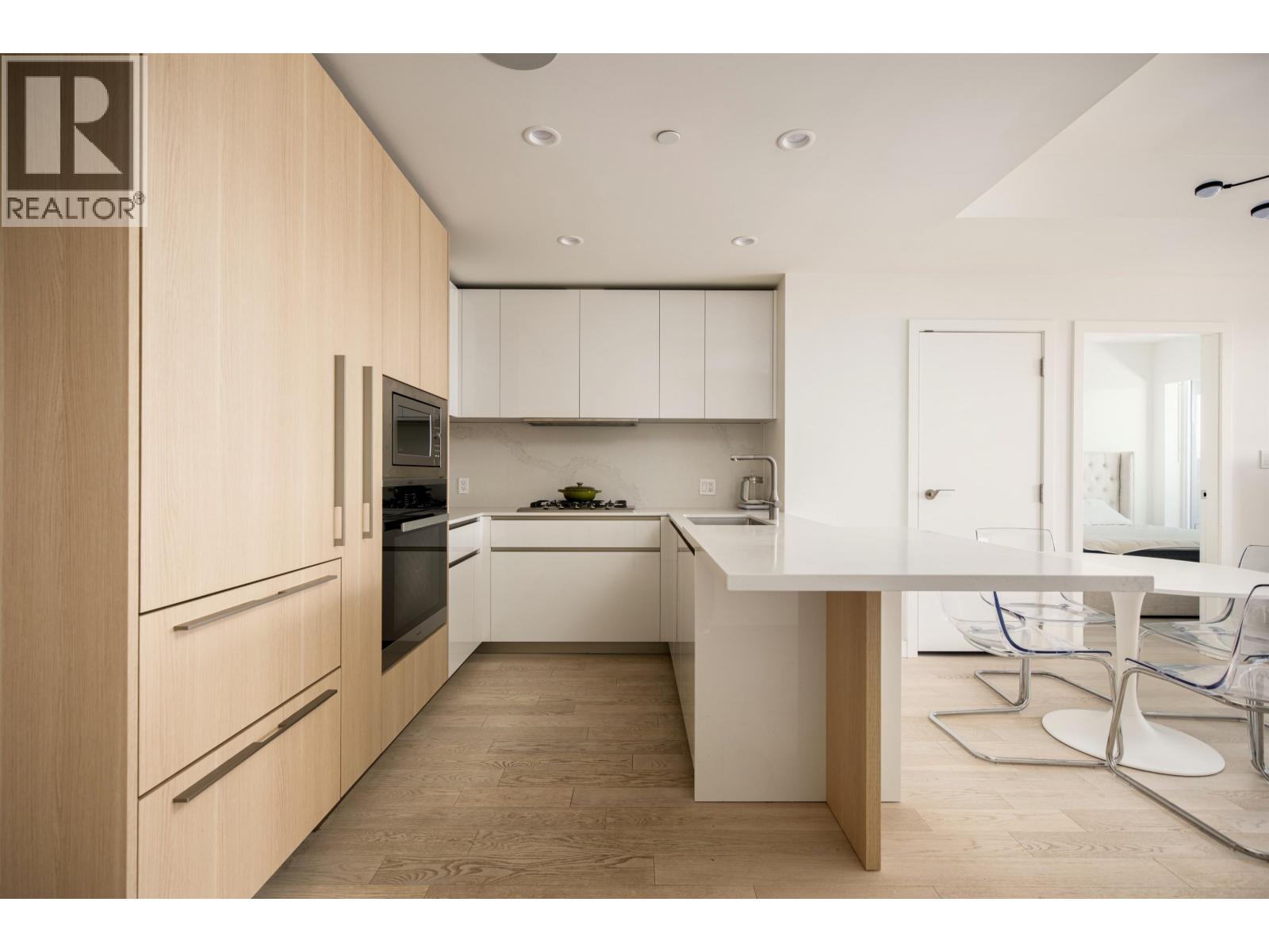 406 6833 Pearson Way Property Photo 2