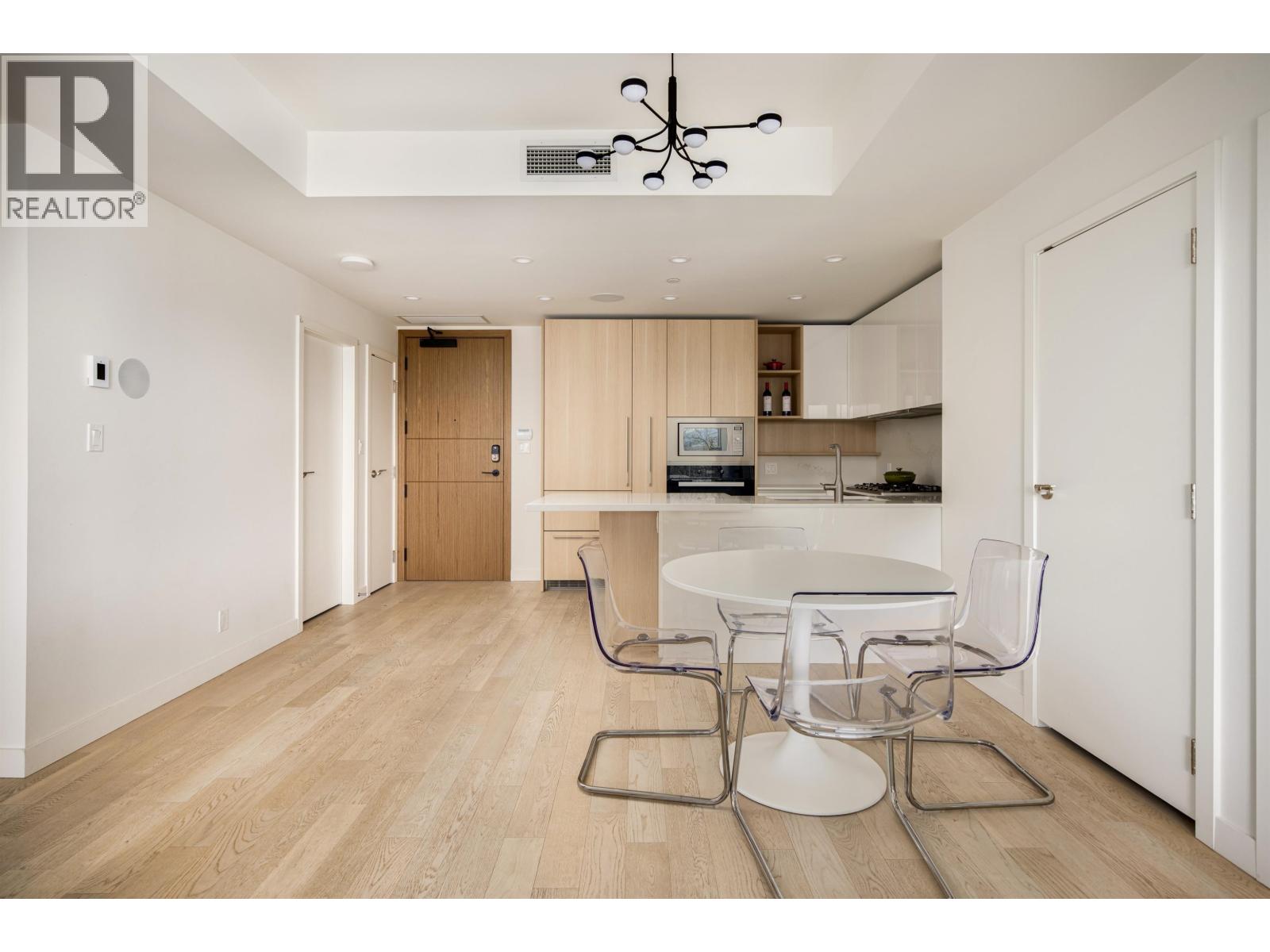406 6833 Pearson Way Property Photo 4