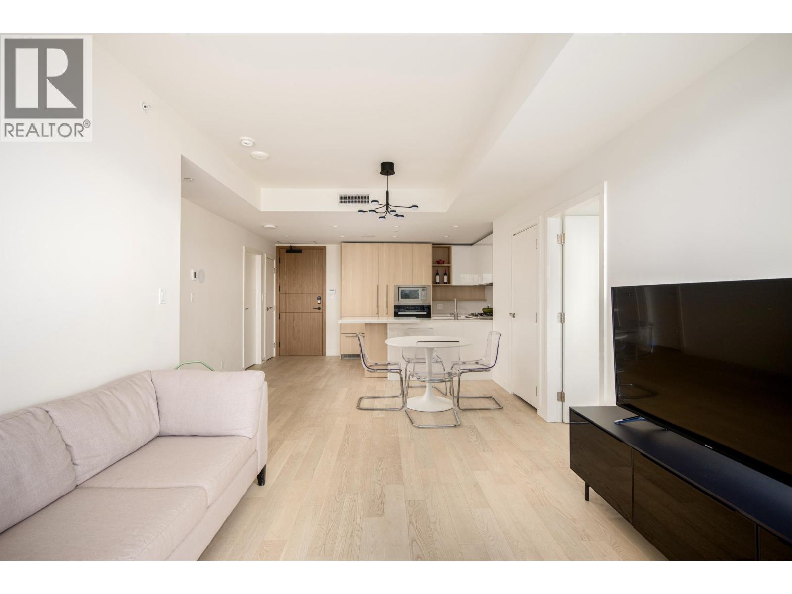 406 6833 Pearson Way Property Photo 5