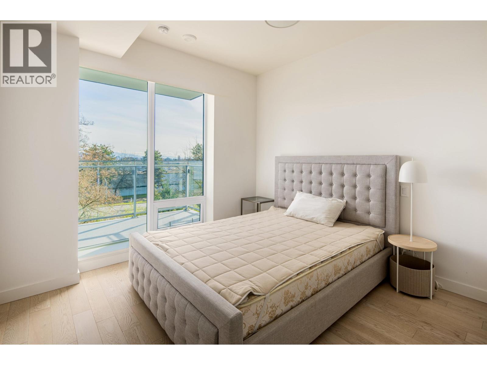 406 6833 Pearson Way Property Photo 7