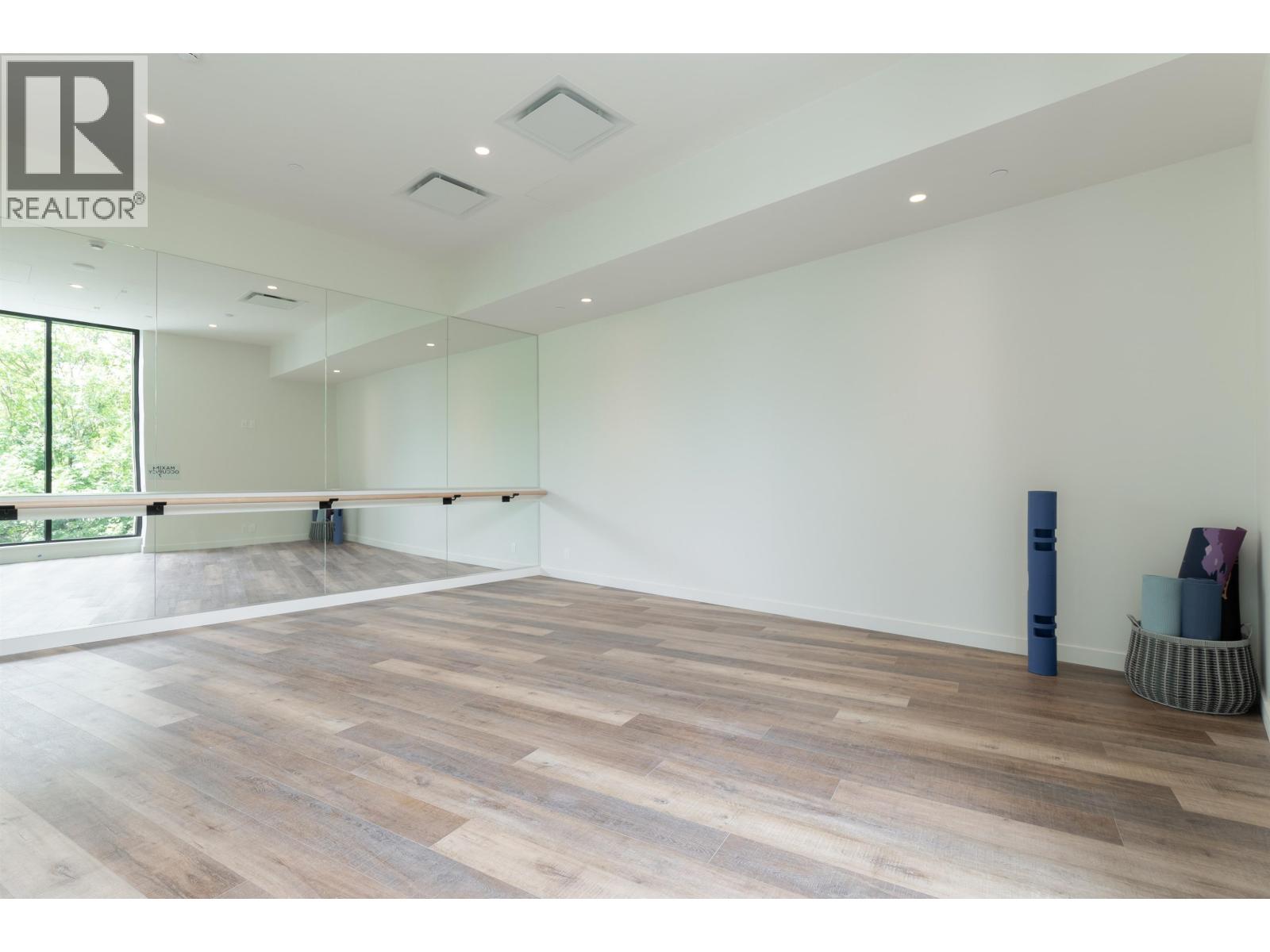 406 6833 Pearson Way Property Photo 20