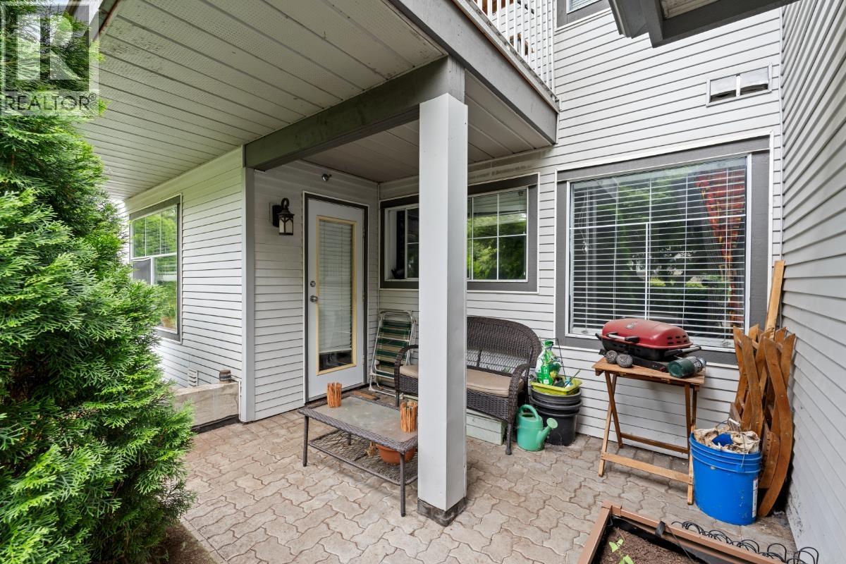 108 20561 113 Avenue Property Photo 3