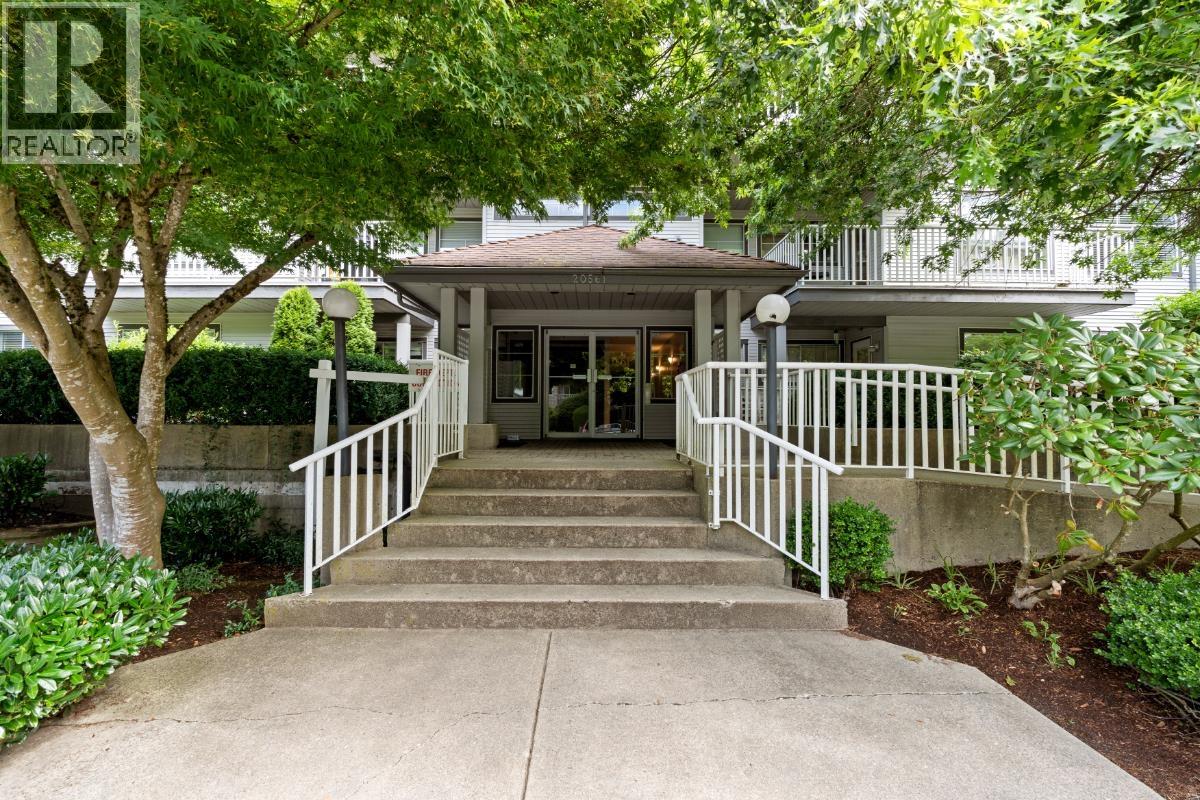 108 20561 113 Avenue Property Photo 7