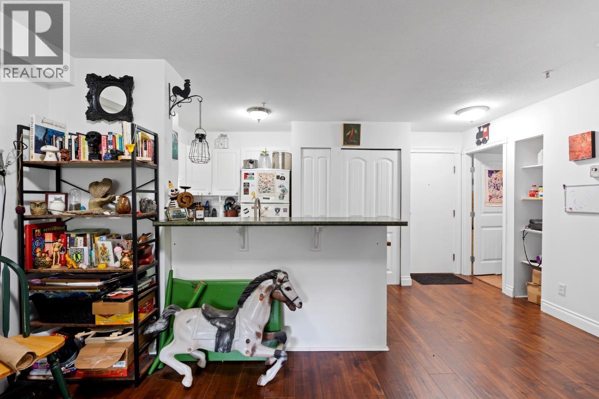 108 20561 113 Avenue Property Photo 9