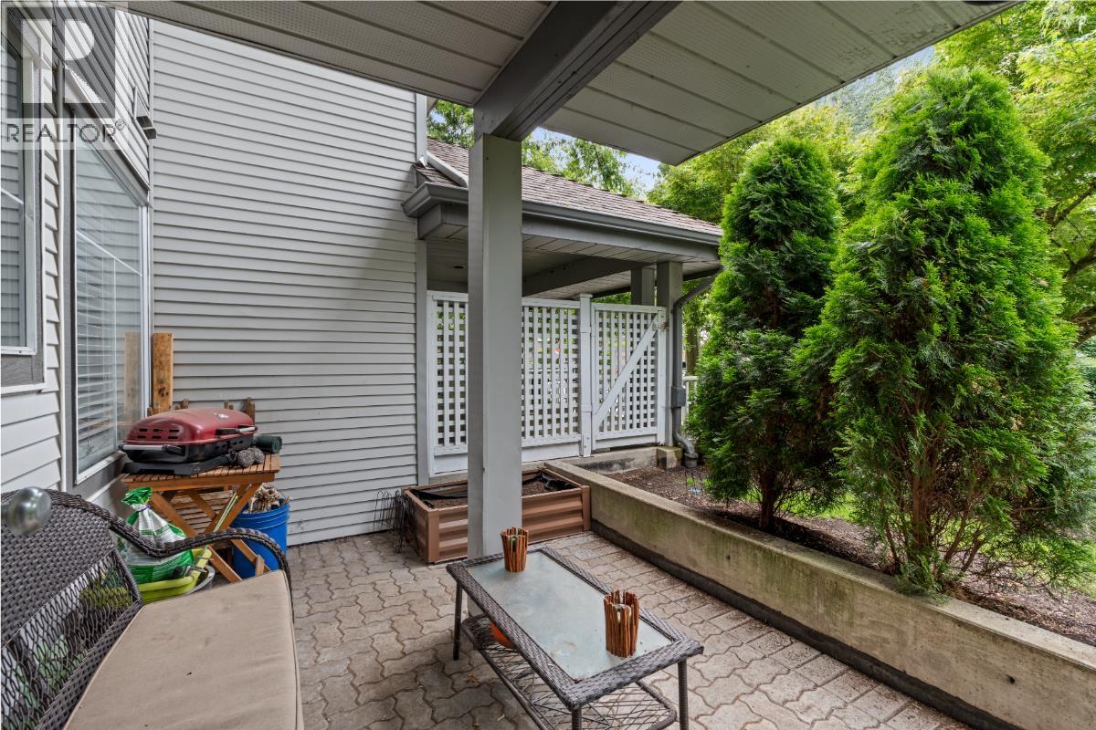 108 20561 113 Avenue Property Photo 14