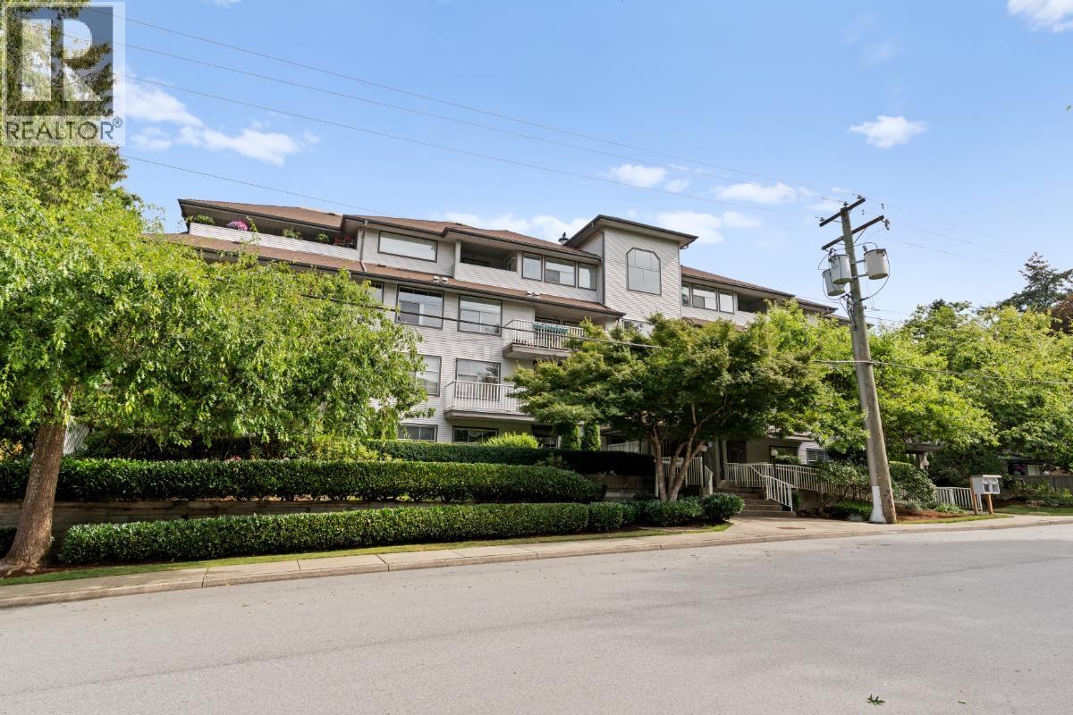 108 20561 113 Avenue Property Photo 22