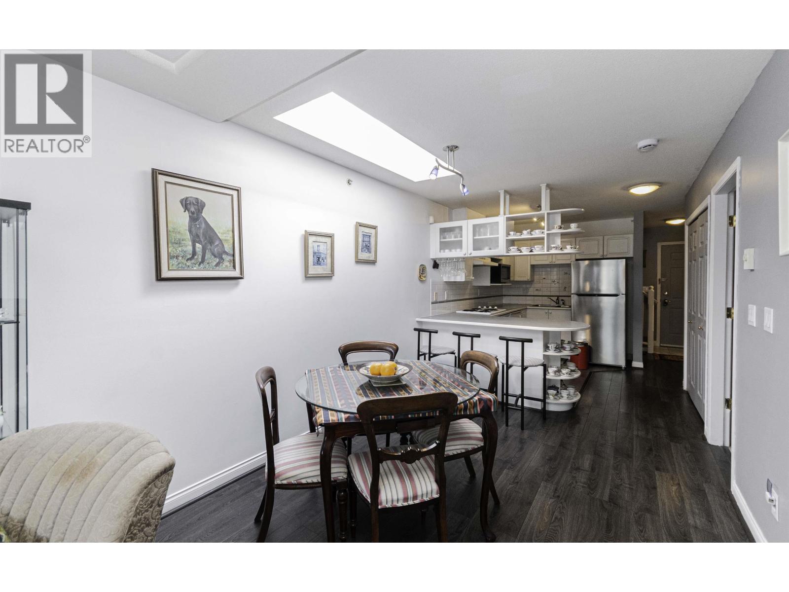 Ph6 5723 Balsam Street Property Photo 8