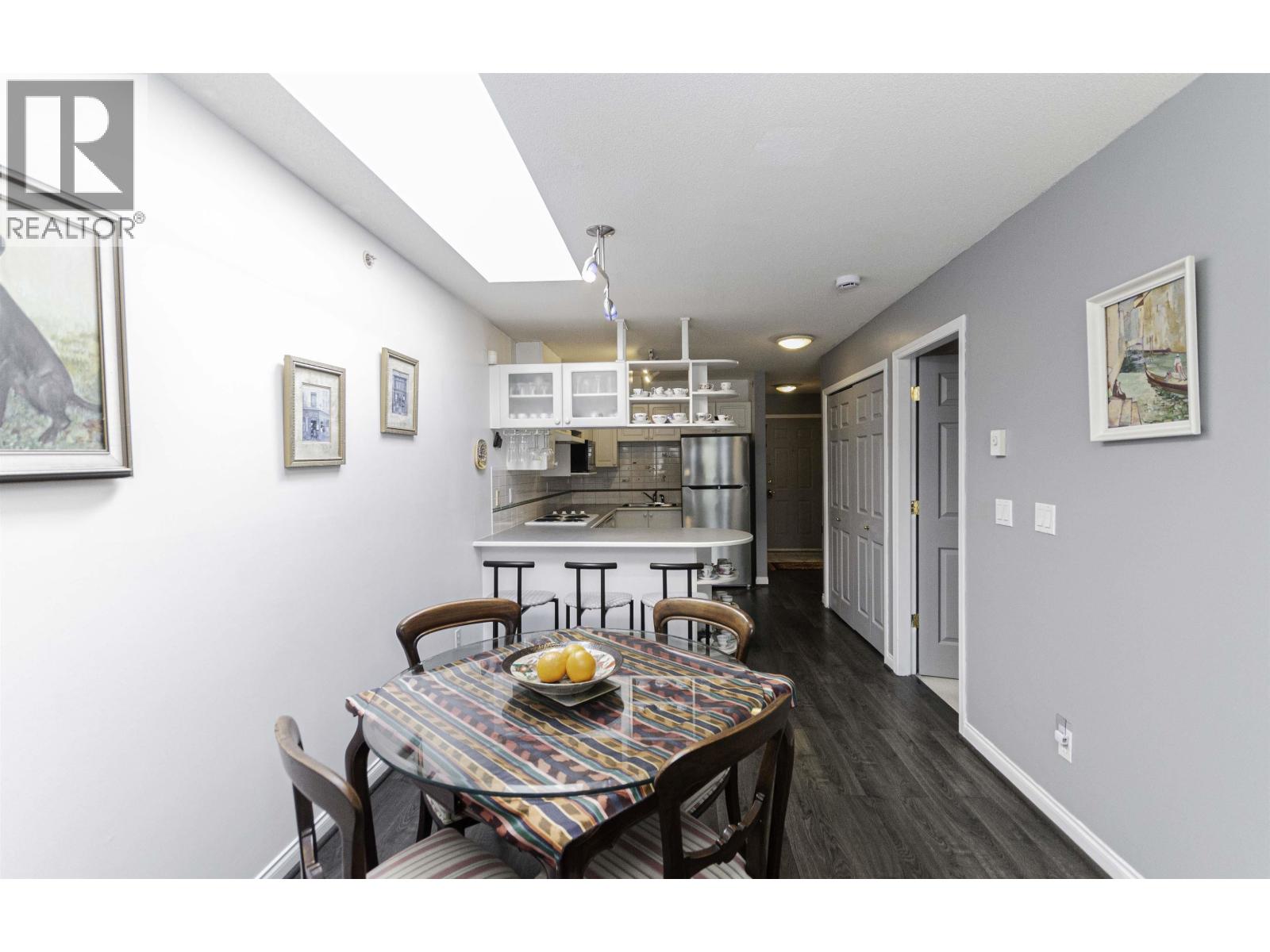Ph6 5723 Balsam Street Property Photo 9
