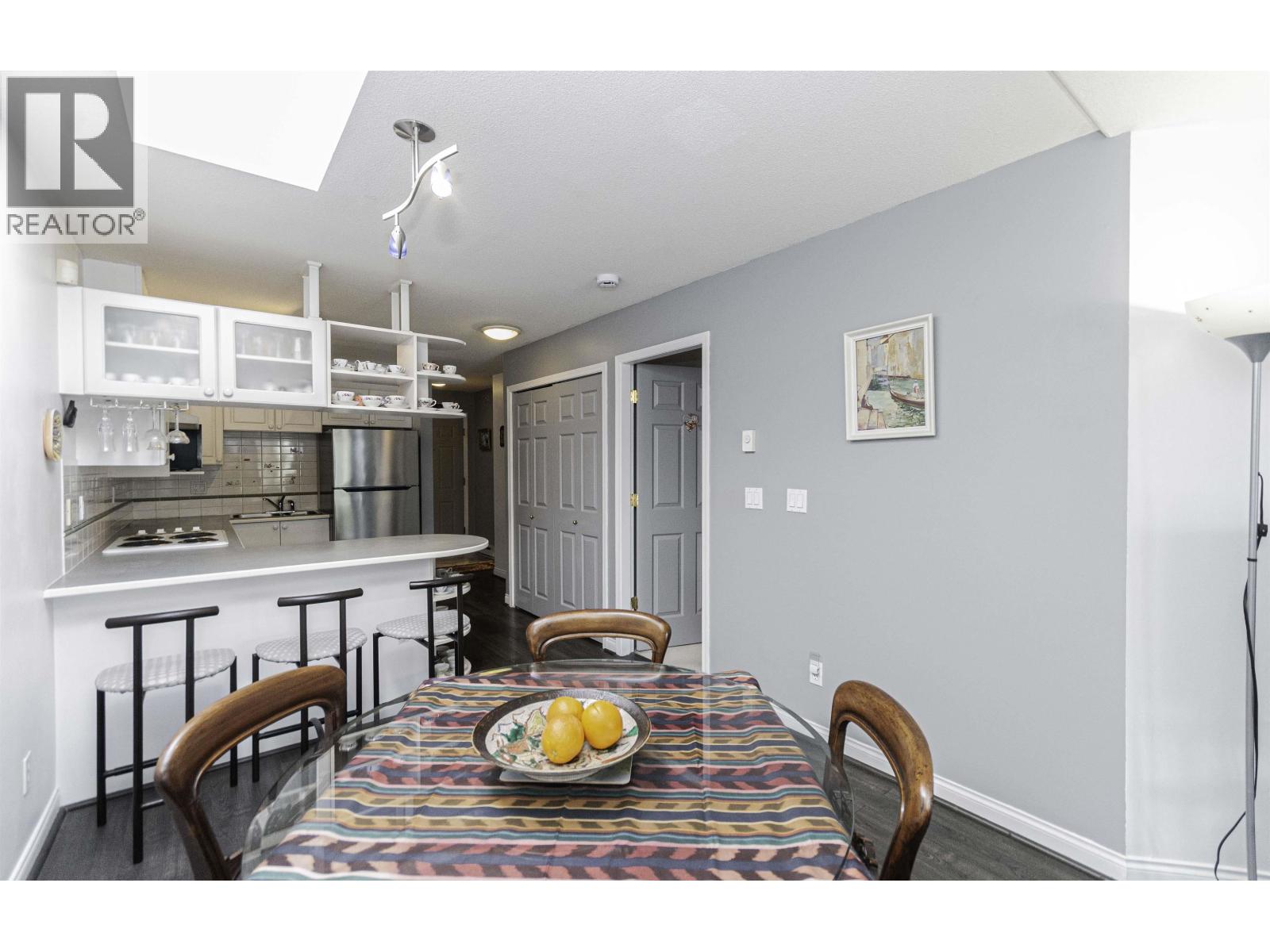 Ph6 5723 Balsam Street Property Photo 10