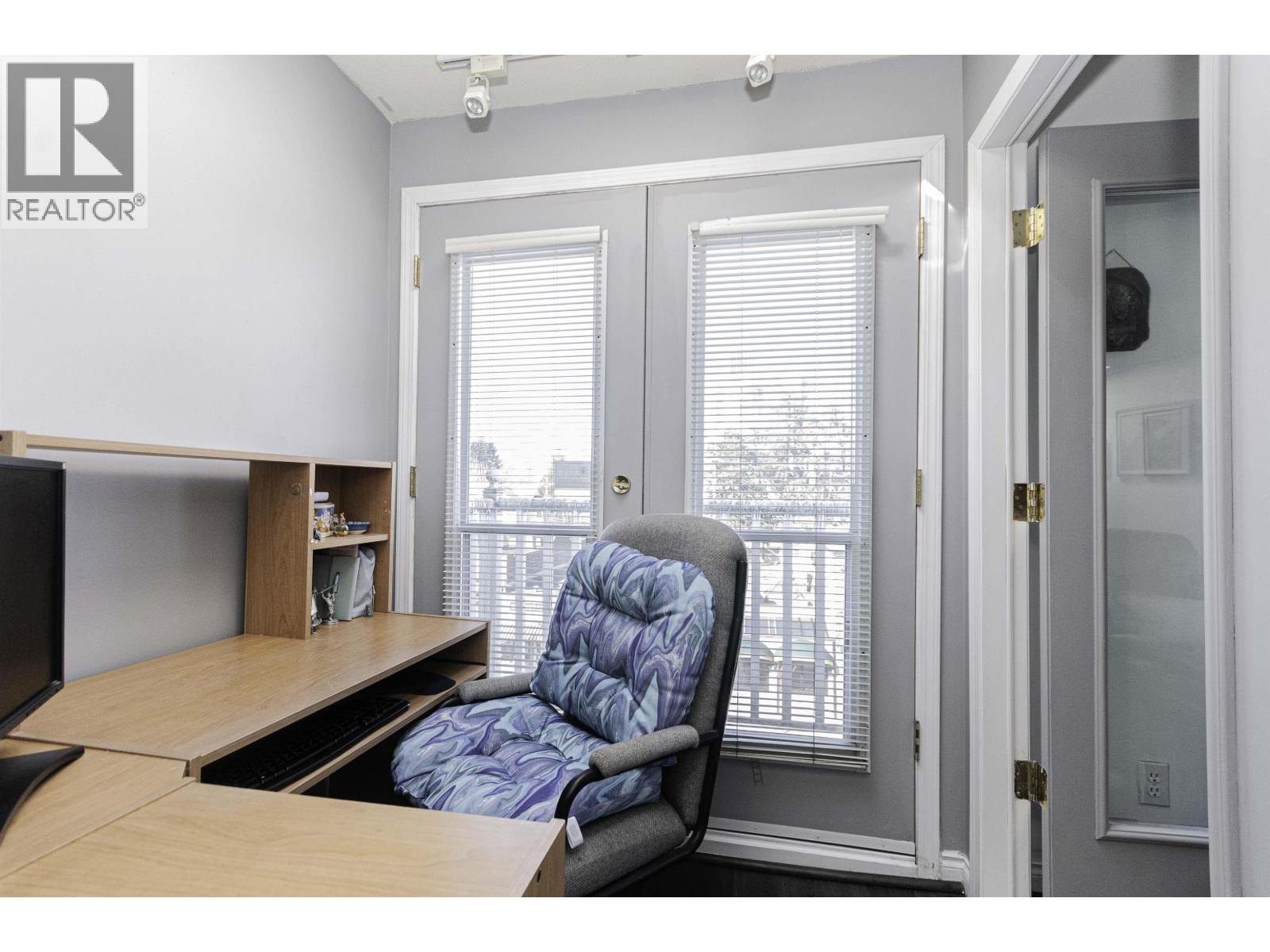 Ph6 5723 Balsam Street Property Photo 17