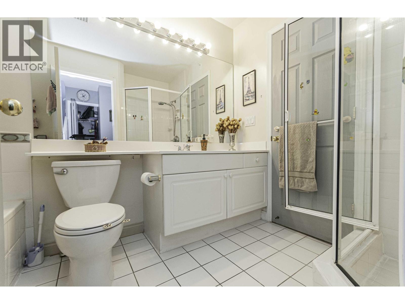 Ph6 5723 Balsam Street Property Photo 20