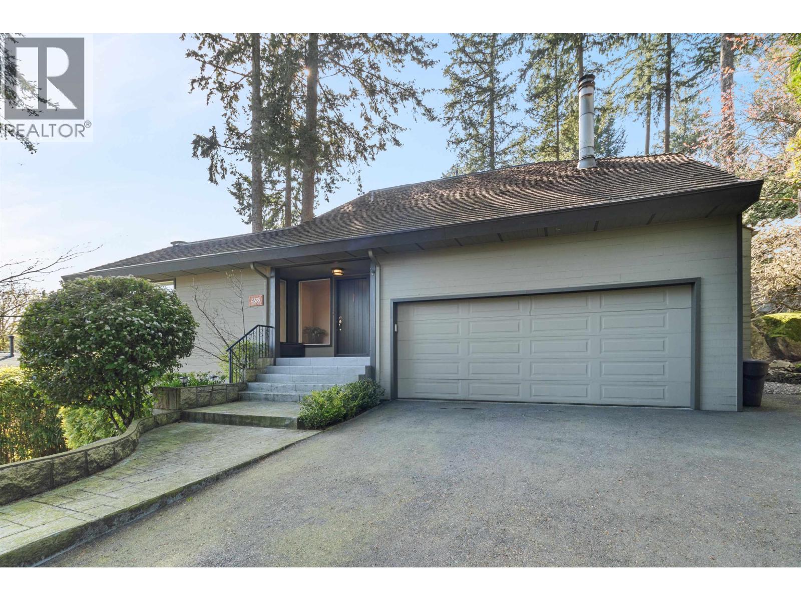 4635 CAULFEILD DRIVE